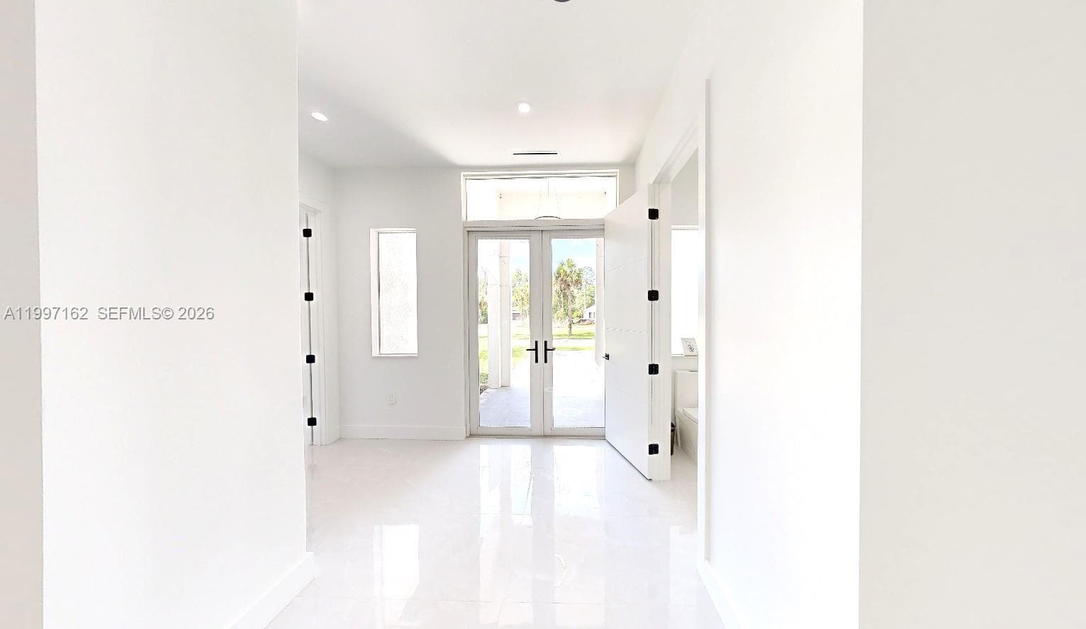 3762 32nd AVE SE, Naples FL 34117 photo 4