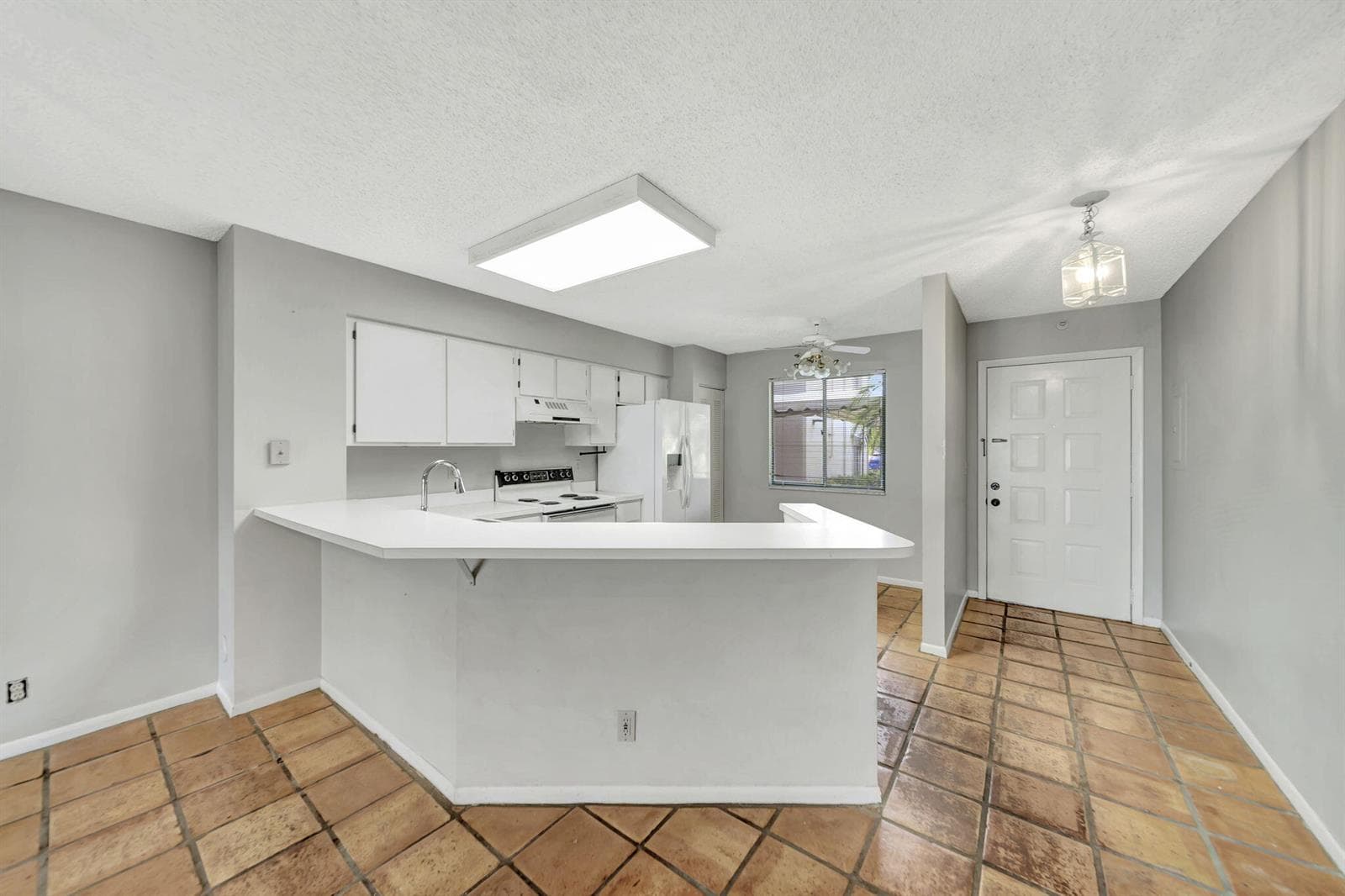 2215 Cypress Island Drive # 103, Pompano Beach FL 33069 photo 2
