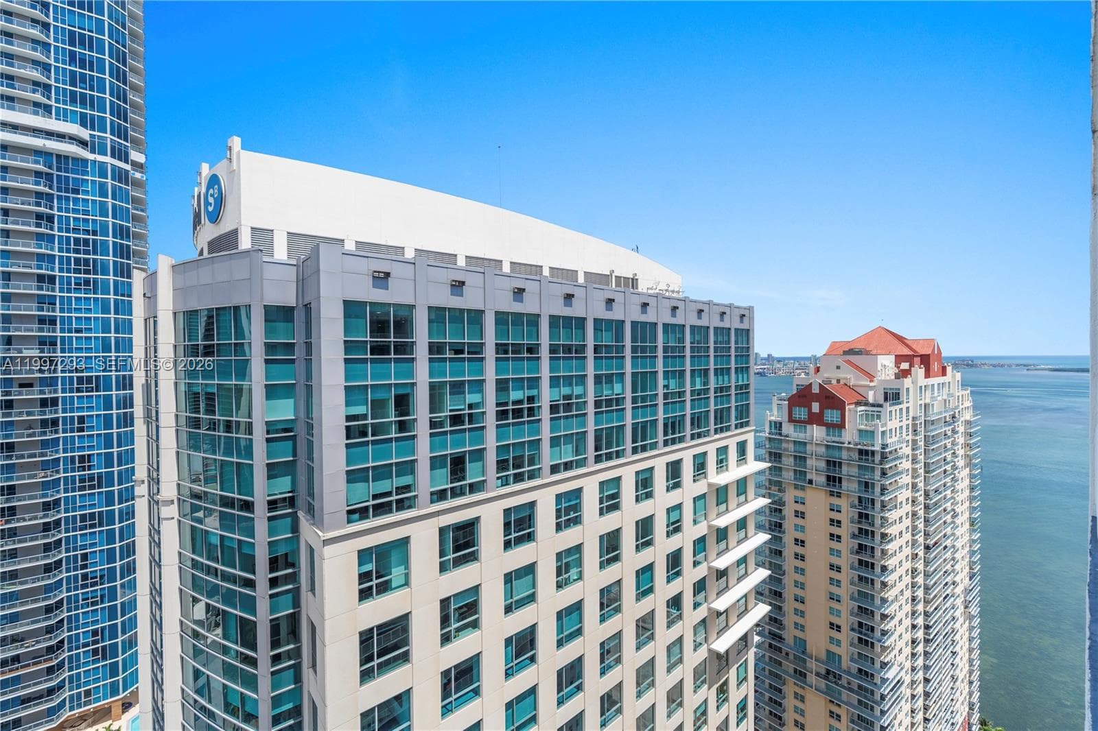 1200 Brickell Bay Dr # 4218, Miami FL 33131 photo 2