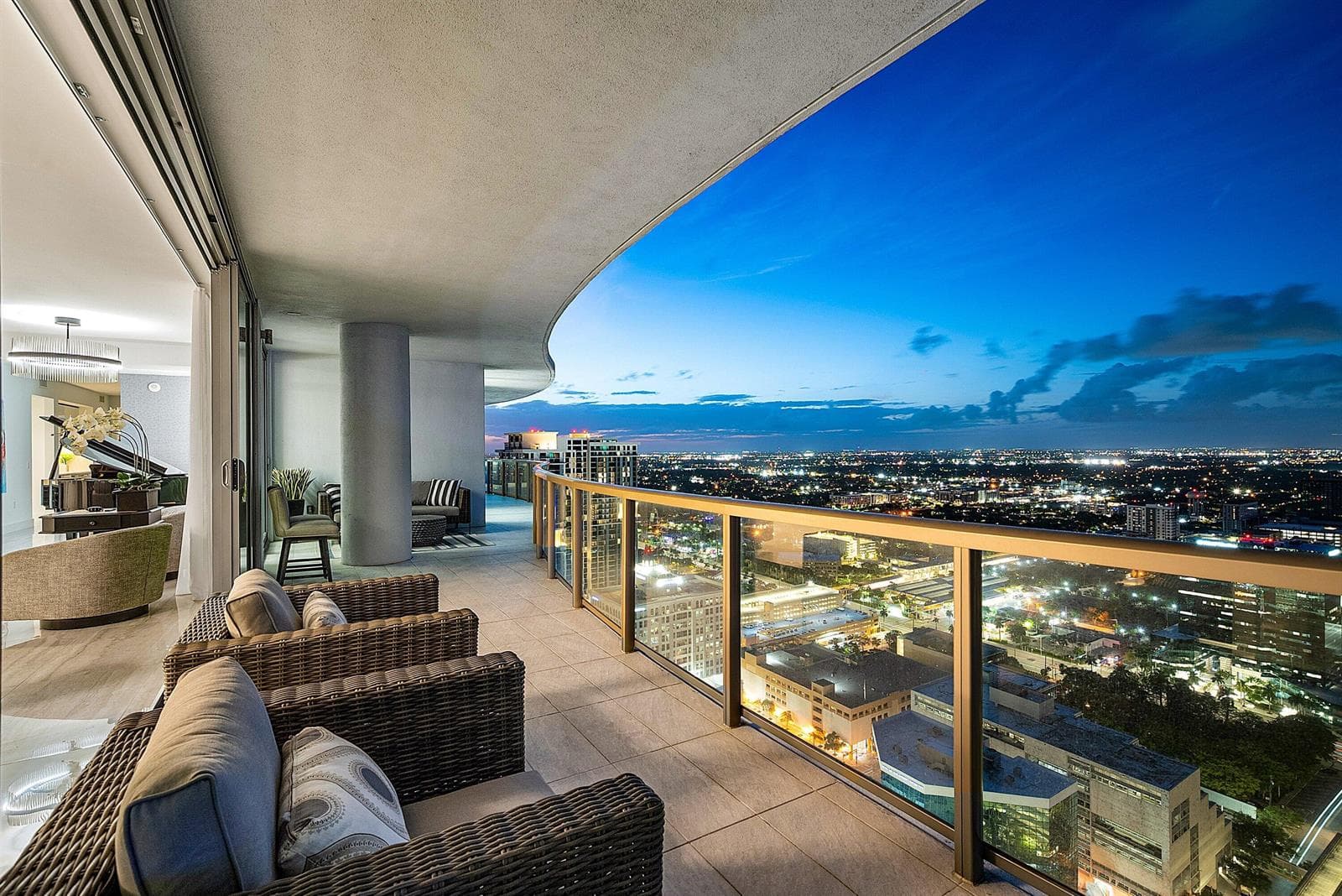 100 E Las Olas Boulevard # 4301, Fort Lauderdale FL 33301 photo 2