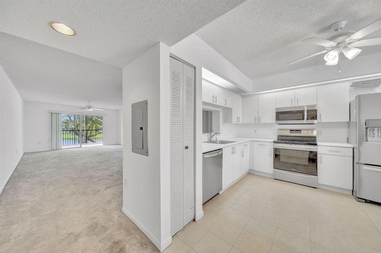 801 SW 141st Avenue # o, Pembroke Pines FL 33027 photo 5