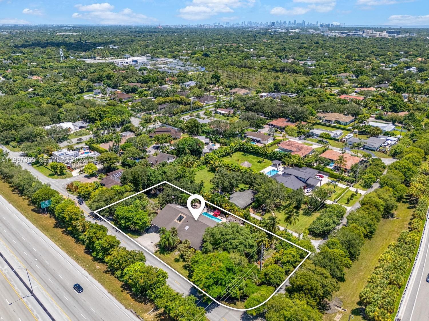 7990 SW 76th Ave, Miami FL 33143 photo 3