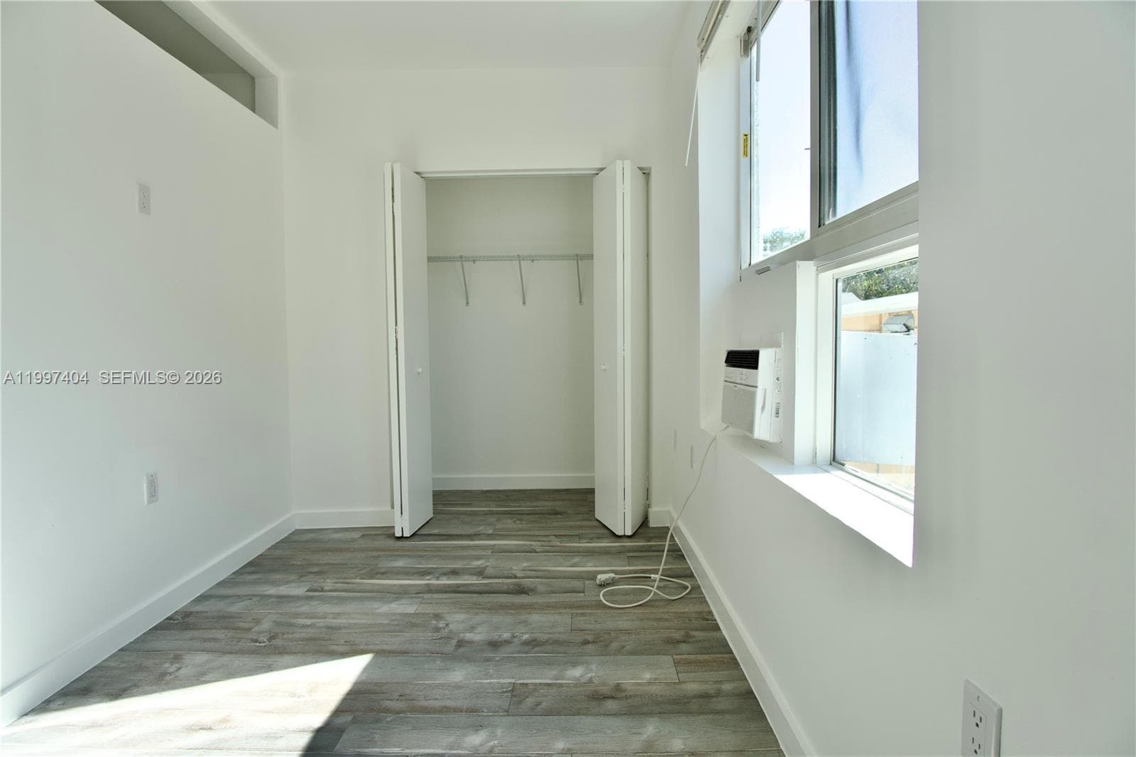1036 SW 5th St # 12, Miami FL 33130 photo 2