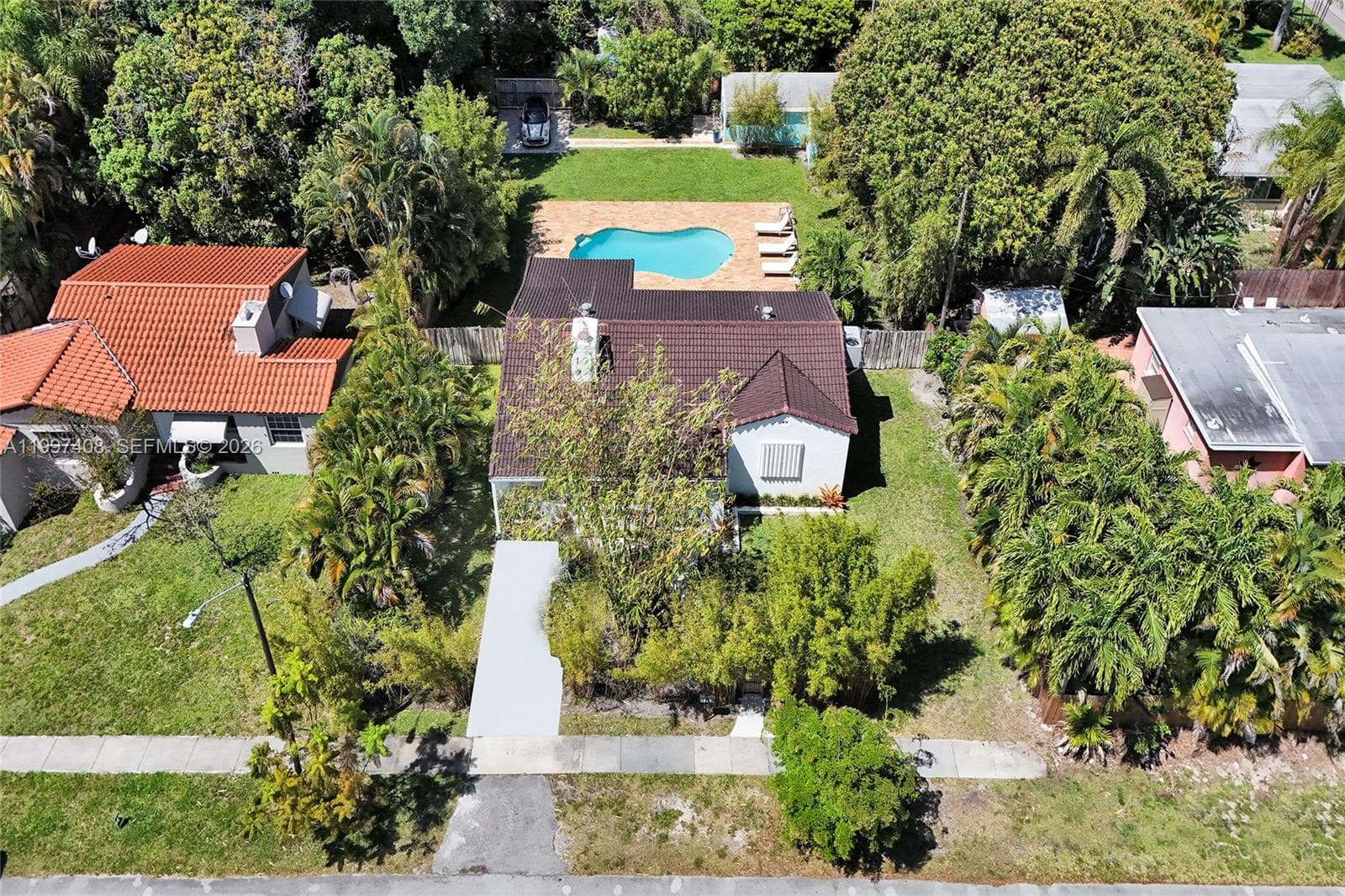 1515 Dewey St, Hollywood FL 33020 photo 3