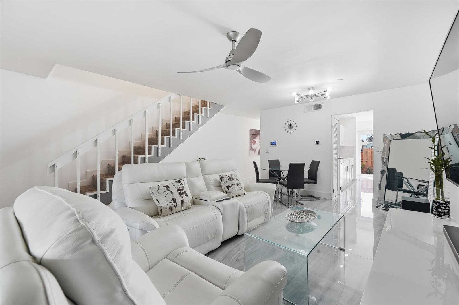 10875 NW 29th Manor # 8, Sunrise FL 33322 photo 3