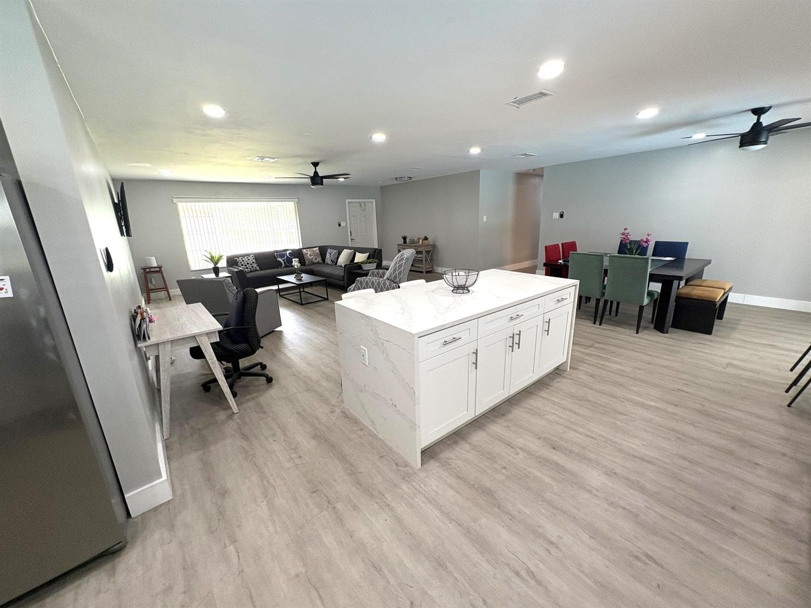 1401 NW 75th Terrace, Plantation FL 33313 photo 2