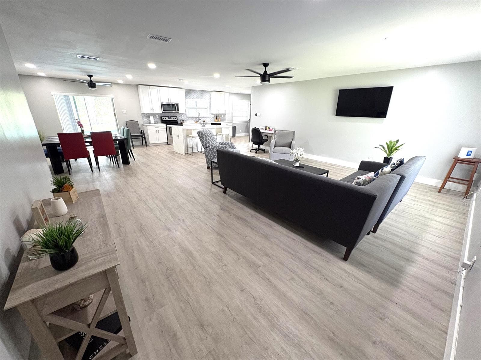 1401 NW 75th Terrace, Plantation FL 33313 photo 4