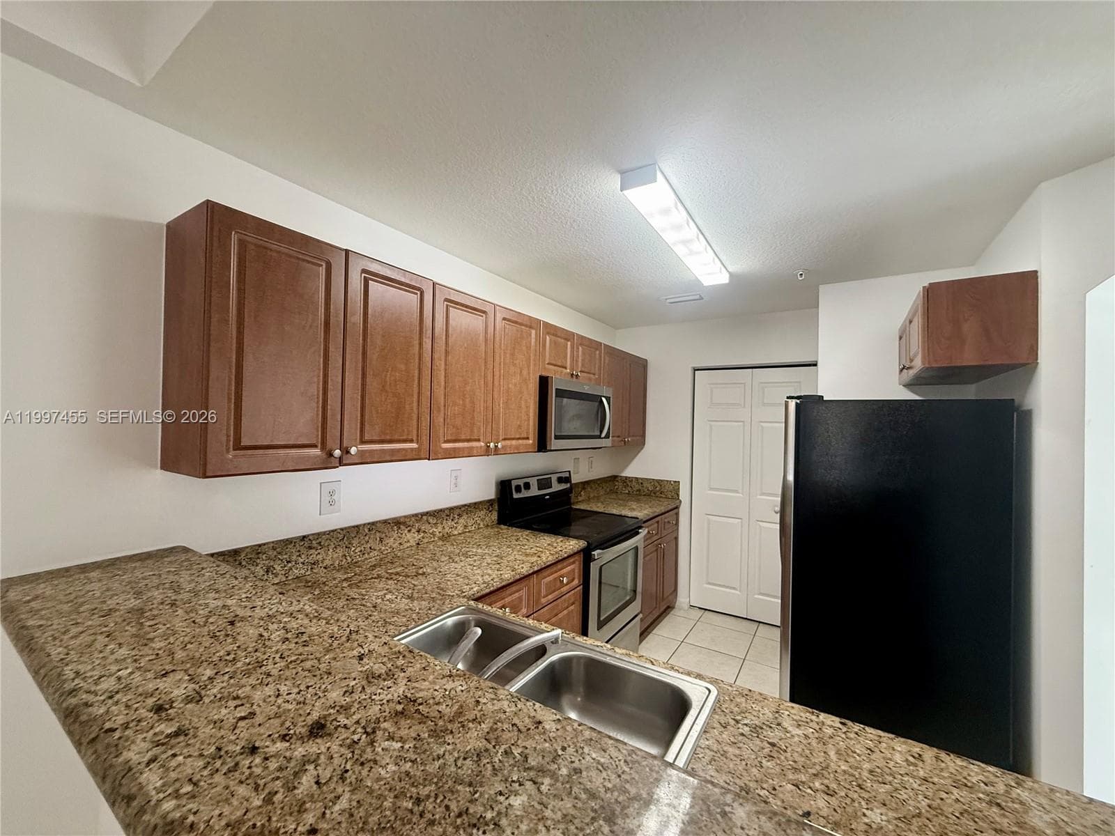 962 SW 143rd Ave # 2207, Pembroke Pines FL 33027 photo 4