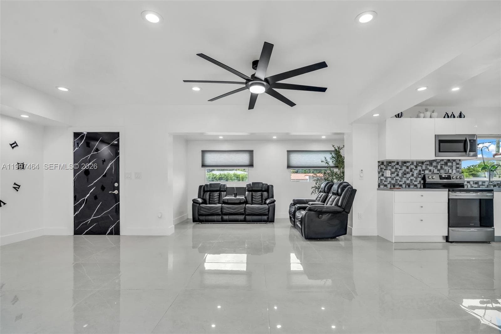 1055 NE 144th St, North Miami FL 33161 photo 3