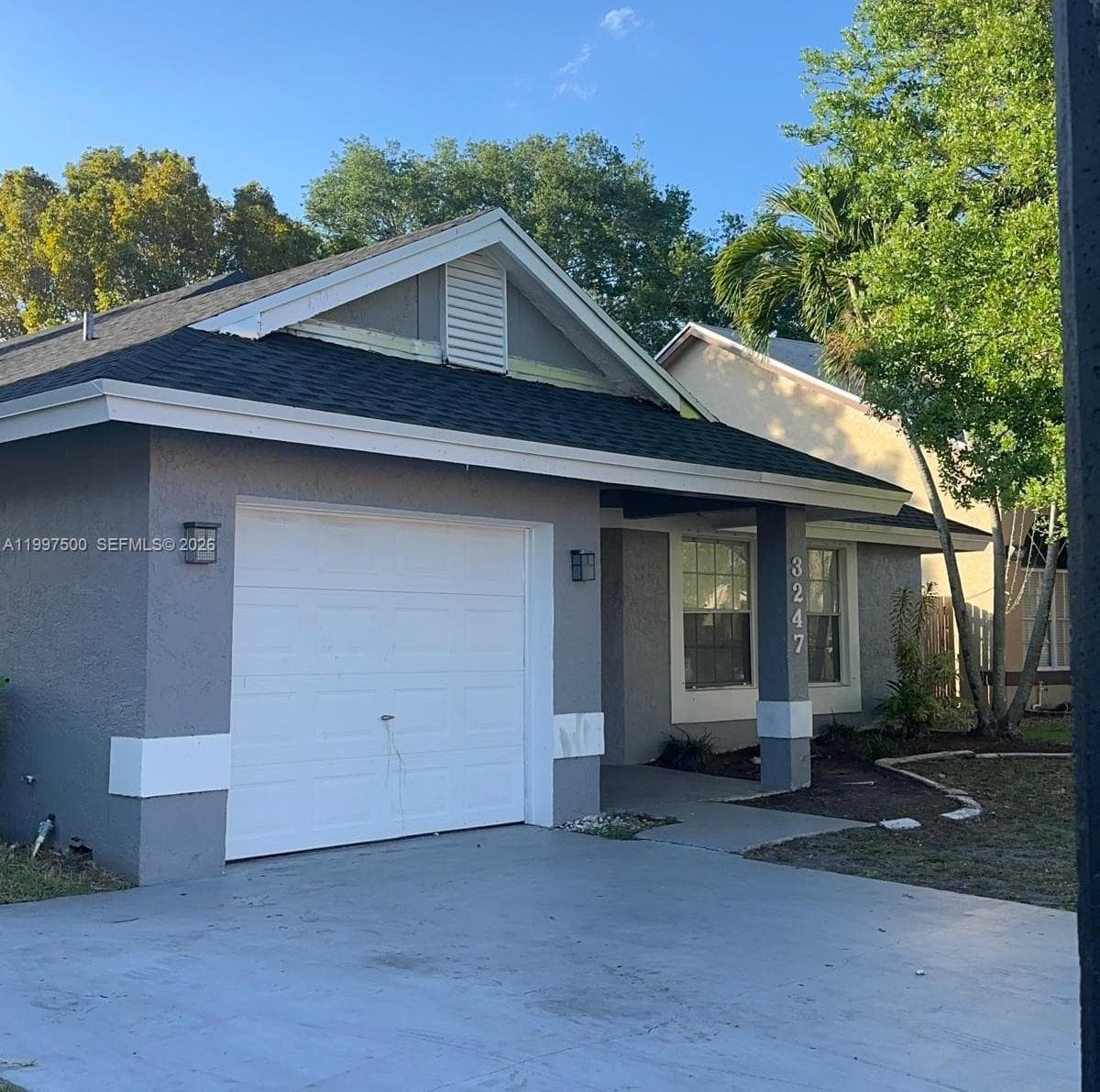 3247 NW 123rd Ave, Sunrise FL 33323