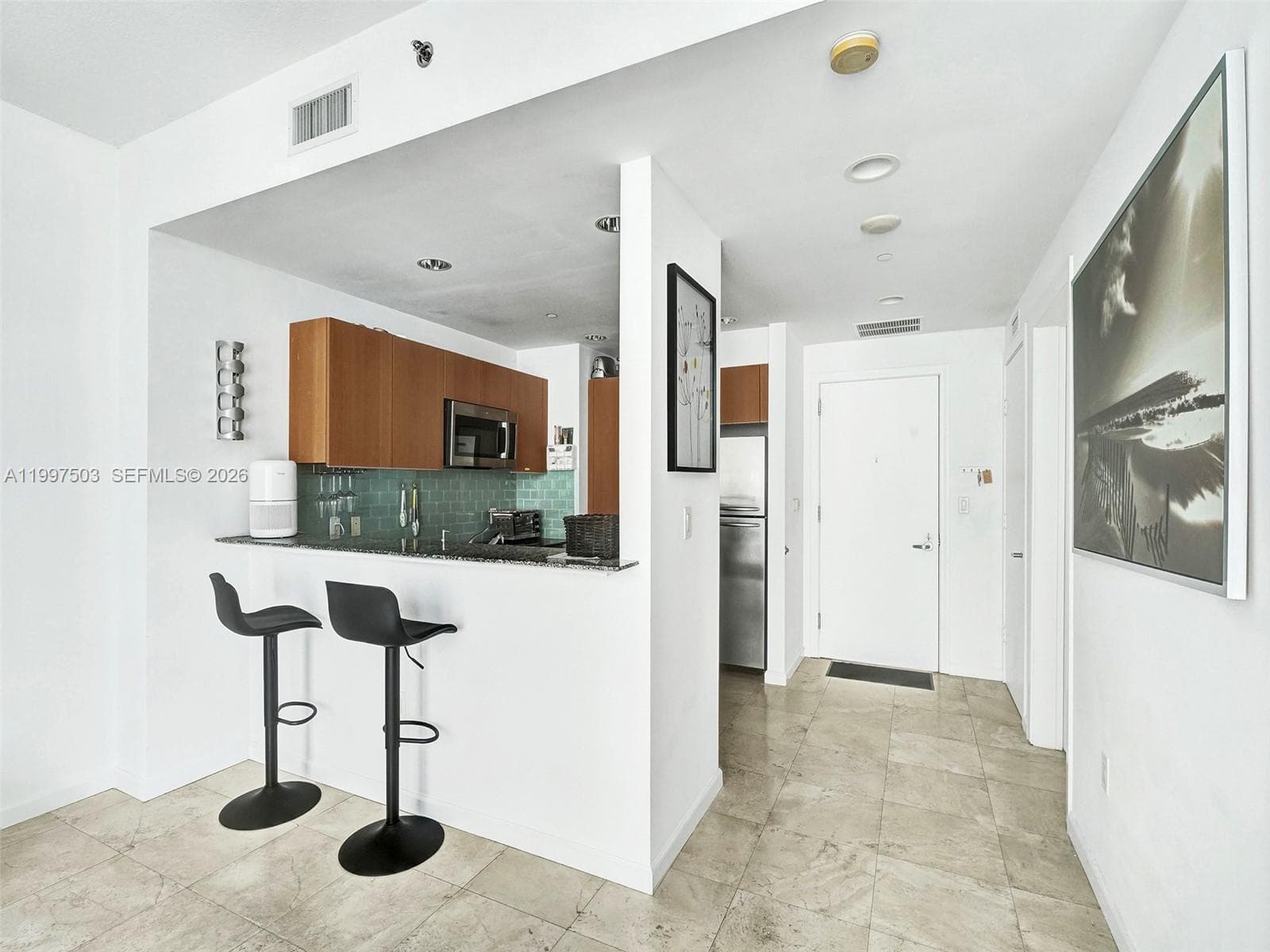 1050 Brickell Ave # 2722, Miami FL 33131 photo 5