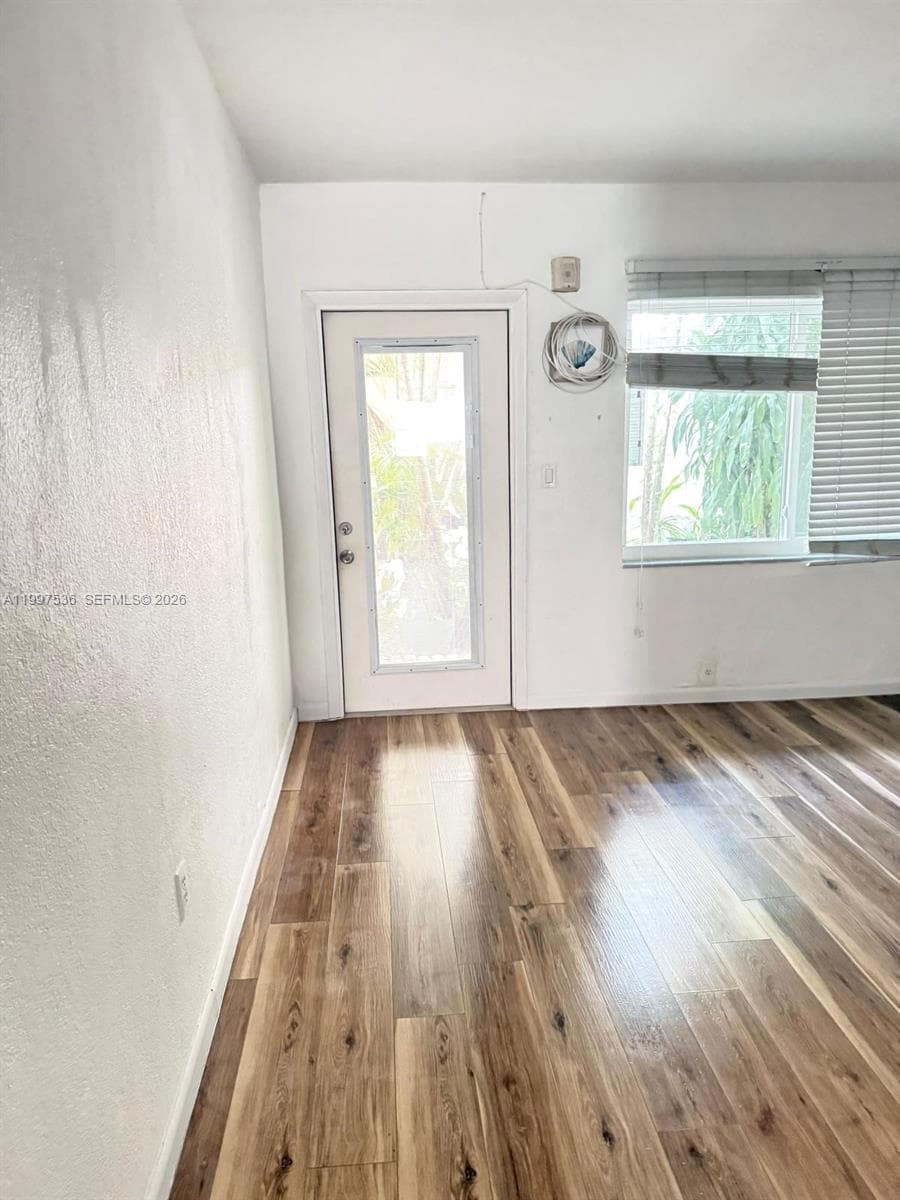 655 Meridian Ave # 2, Miami Beach FL 33139 photo 4