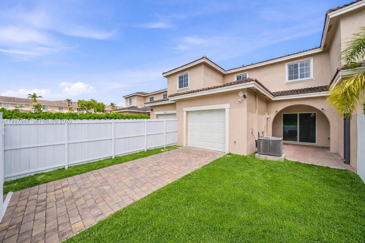 27534 SW 140 Avenue, Homestead FL 33032 photo 2