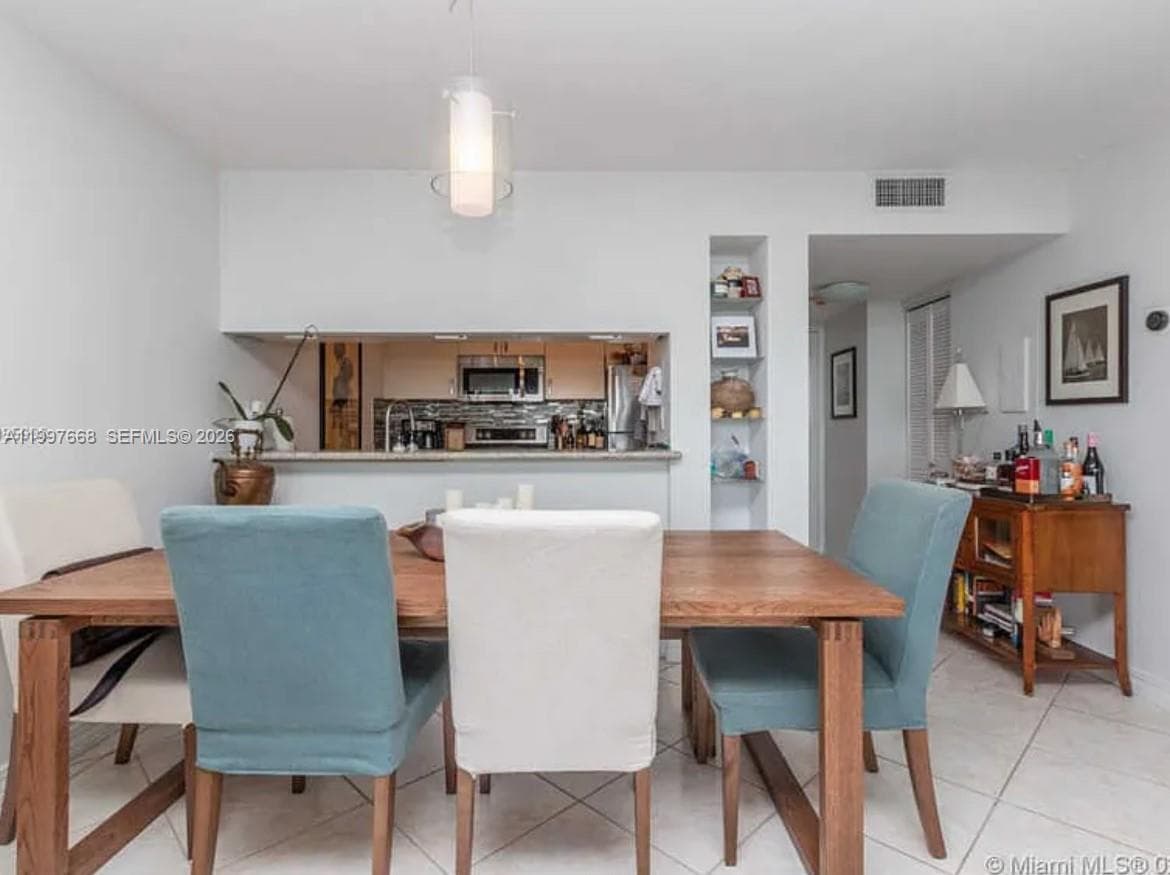 600 NE 36th St # 1006, Miami FL 33137 photo 4