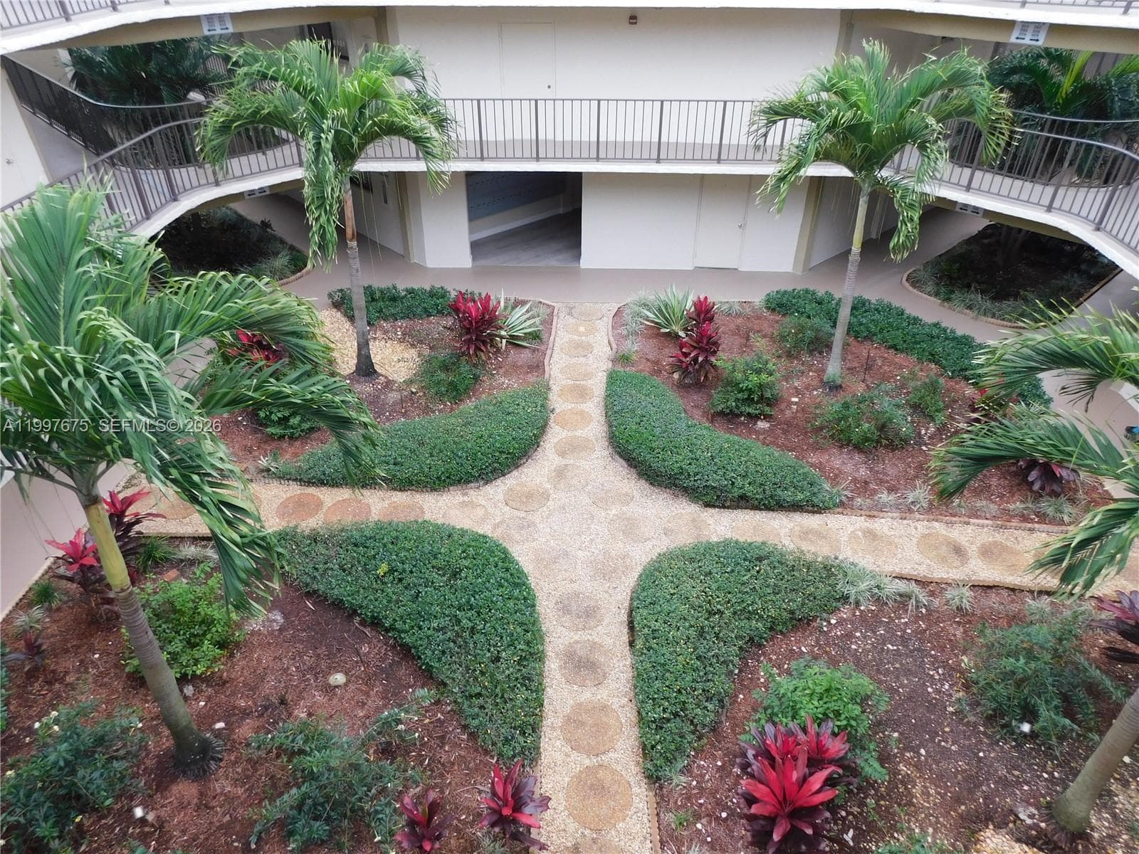 8005 SW 107th Ave # 309, Miami FL 33173 photo 2