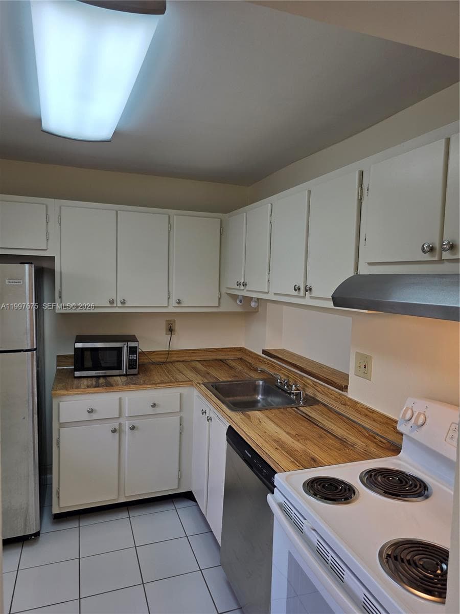 8005 SW 107th Ave # 309, Miami FL 33173 photo 4