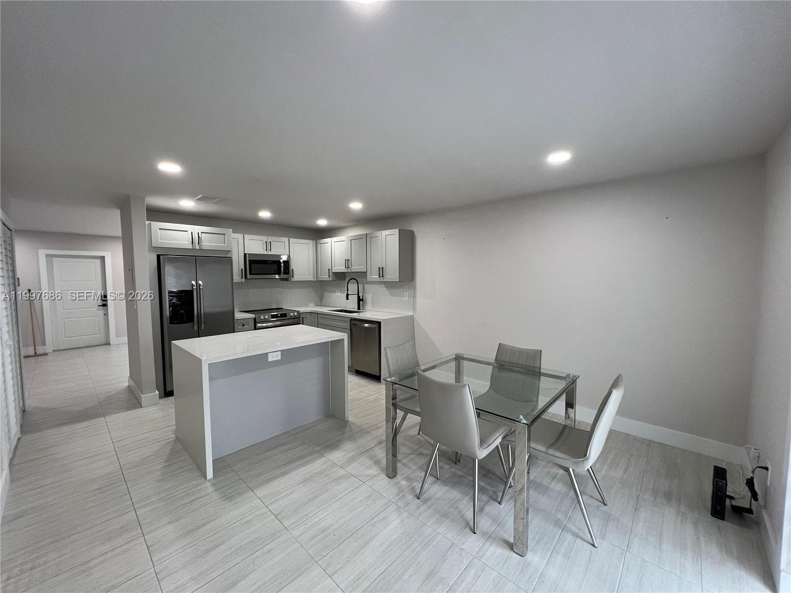 3826 SW 107th Ave # 2-2, Miami FL 33165 photo 3