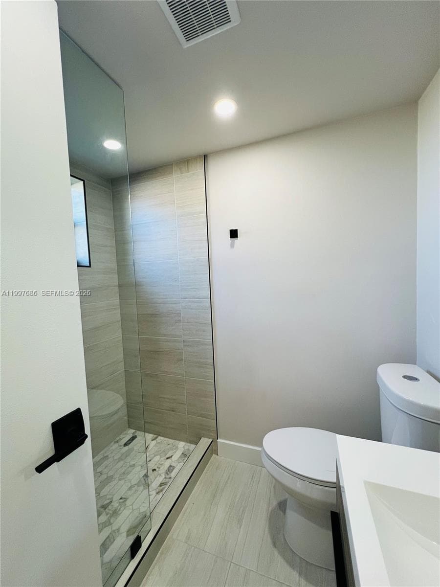 3826 SW 107th Ave # 2-2, Miami FL 33165 photo 5