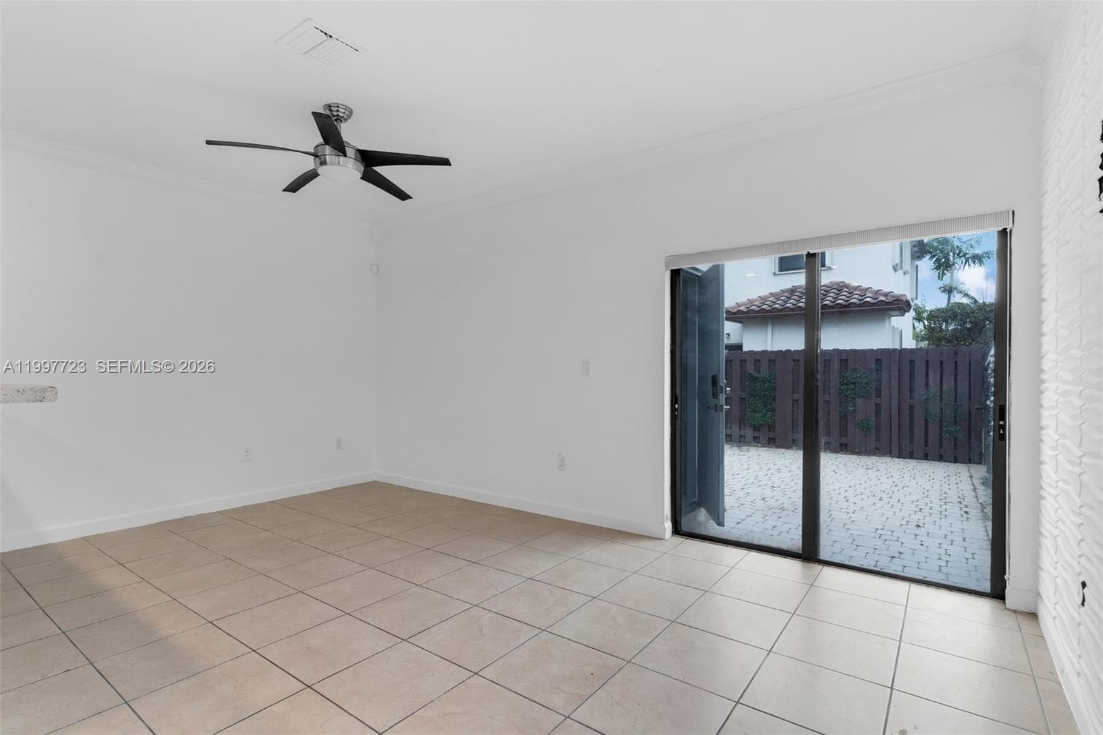 3202 SE 6th St, Homestead FL 33033 photo 4