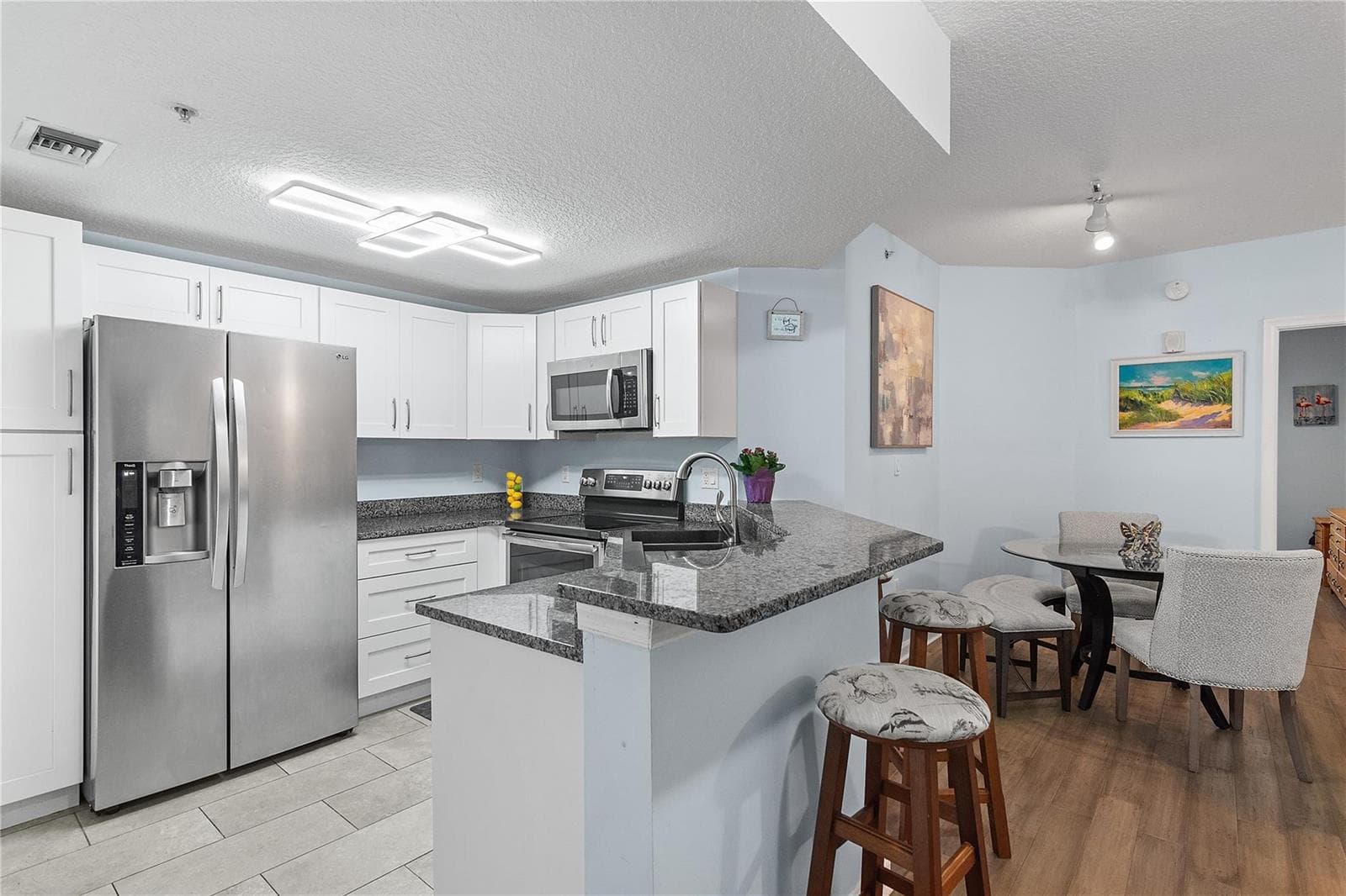5095 Fairways Circle # 102, Vero Beach FL 32967 photo 2