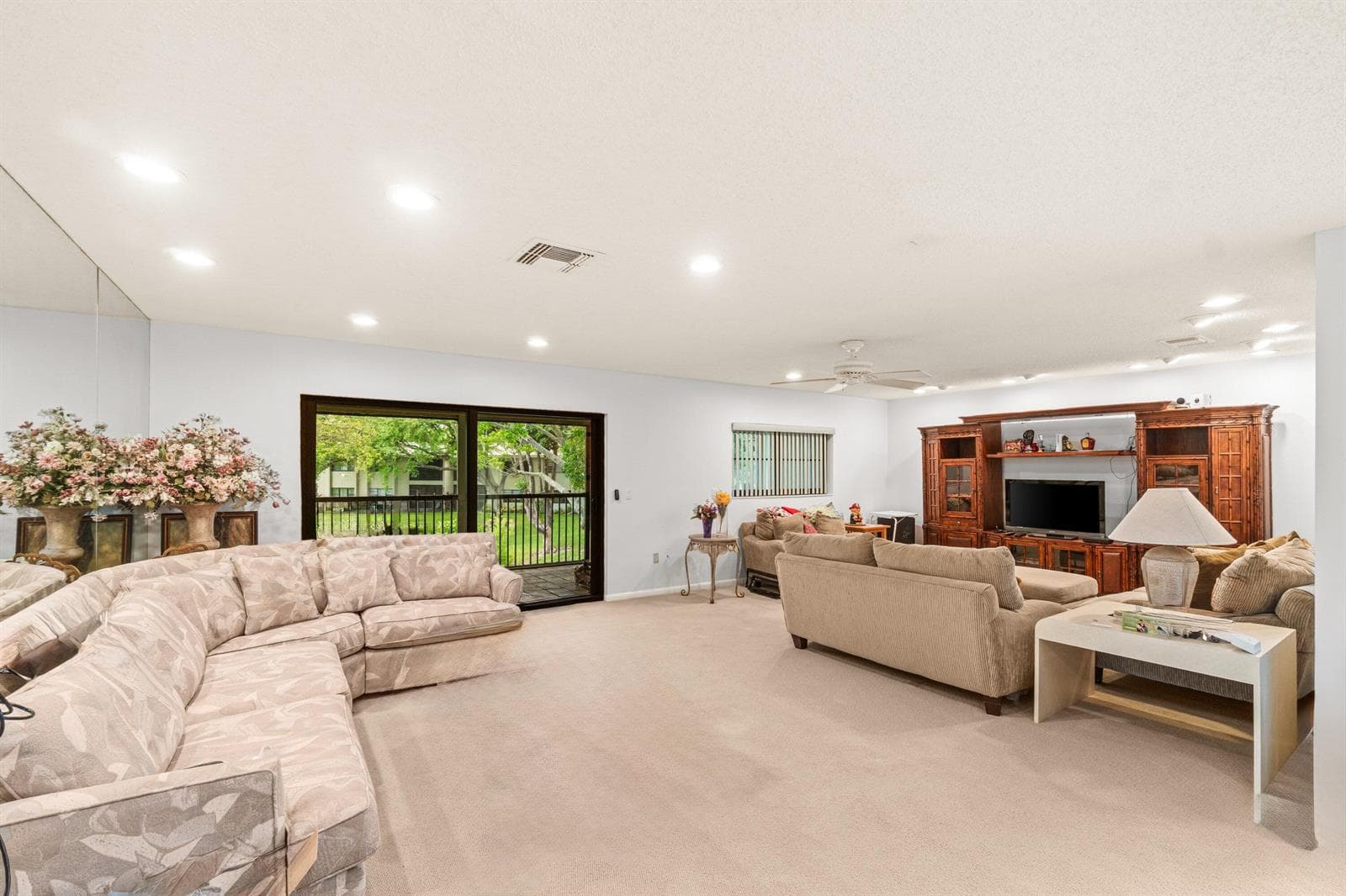 46 Stratford Lane W # D, Boynton Beach FL 33436 photo 4