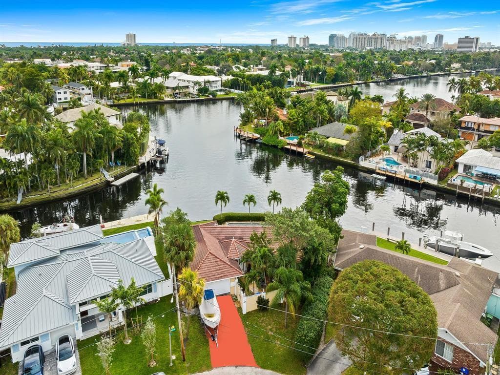 2212 NE 17th Place, Fort Lauderdale FL 33305 photo 4