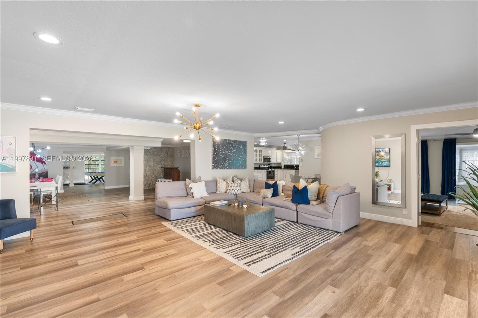 1652 NE 39th St, Oakland Park FL 33334 photo 4