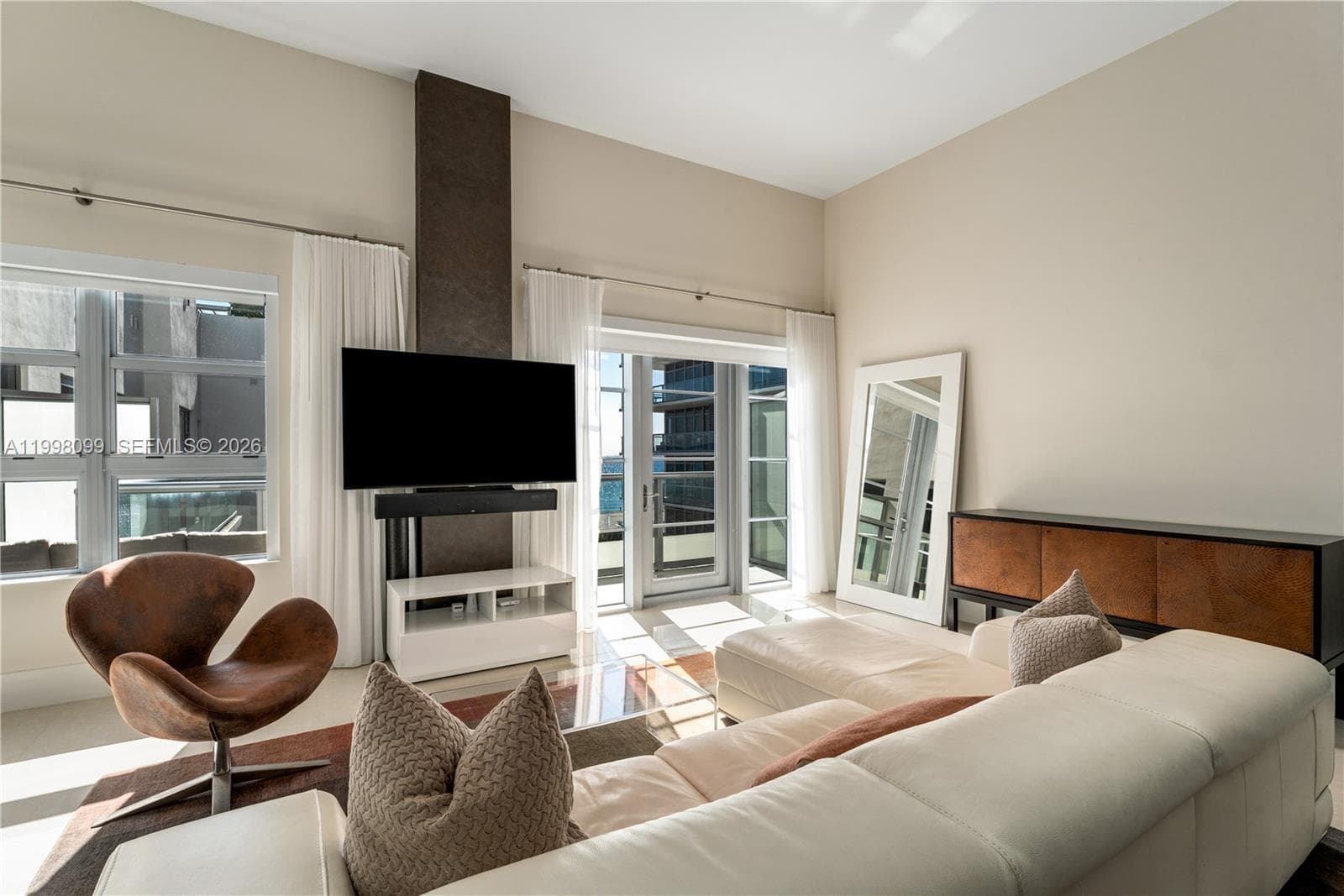 3739 Collins Avenue # 604, Miami Beach FL 33140 photo 2