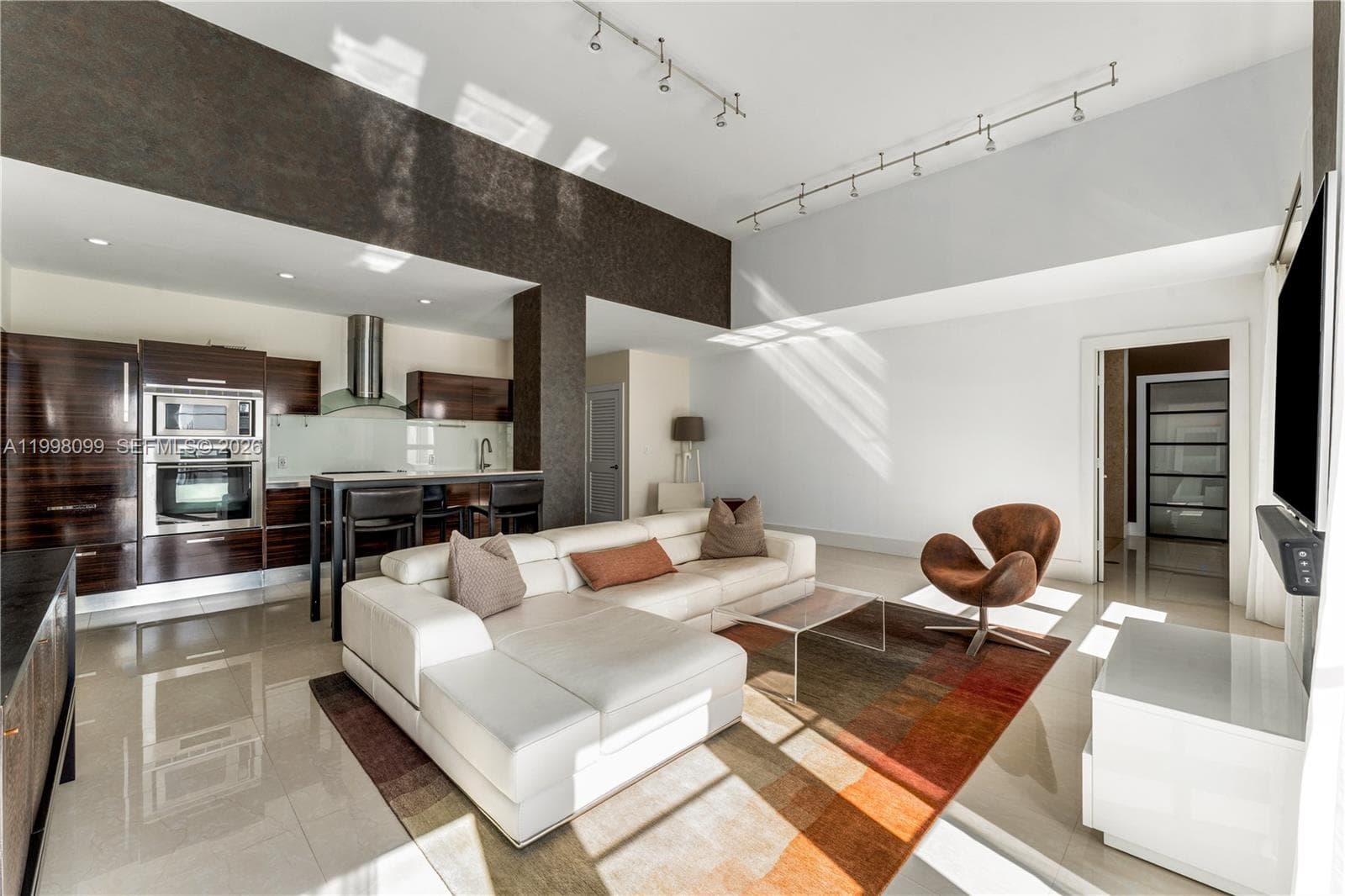3739 Collins Avenue # 604, Miami Beach FL 33140 photo 5