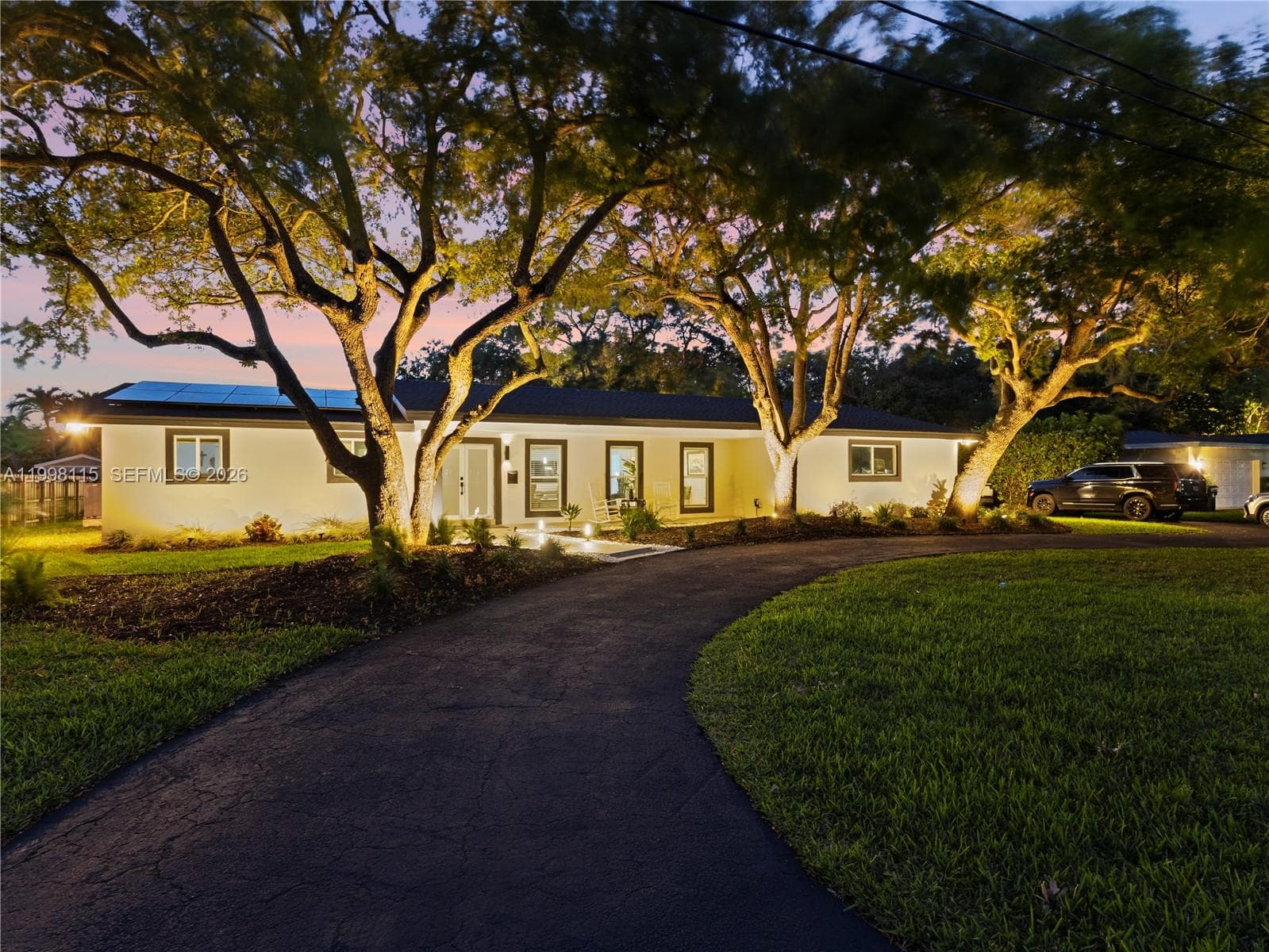 16400 SW 80th Ave, Palmetto Bay FL 33157 photo 2
