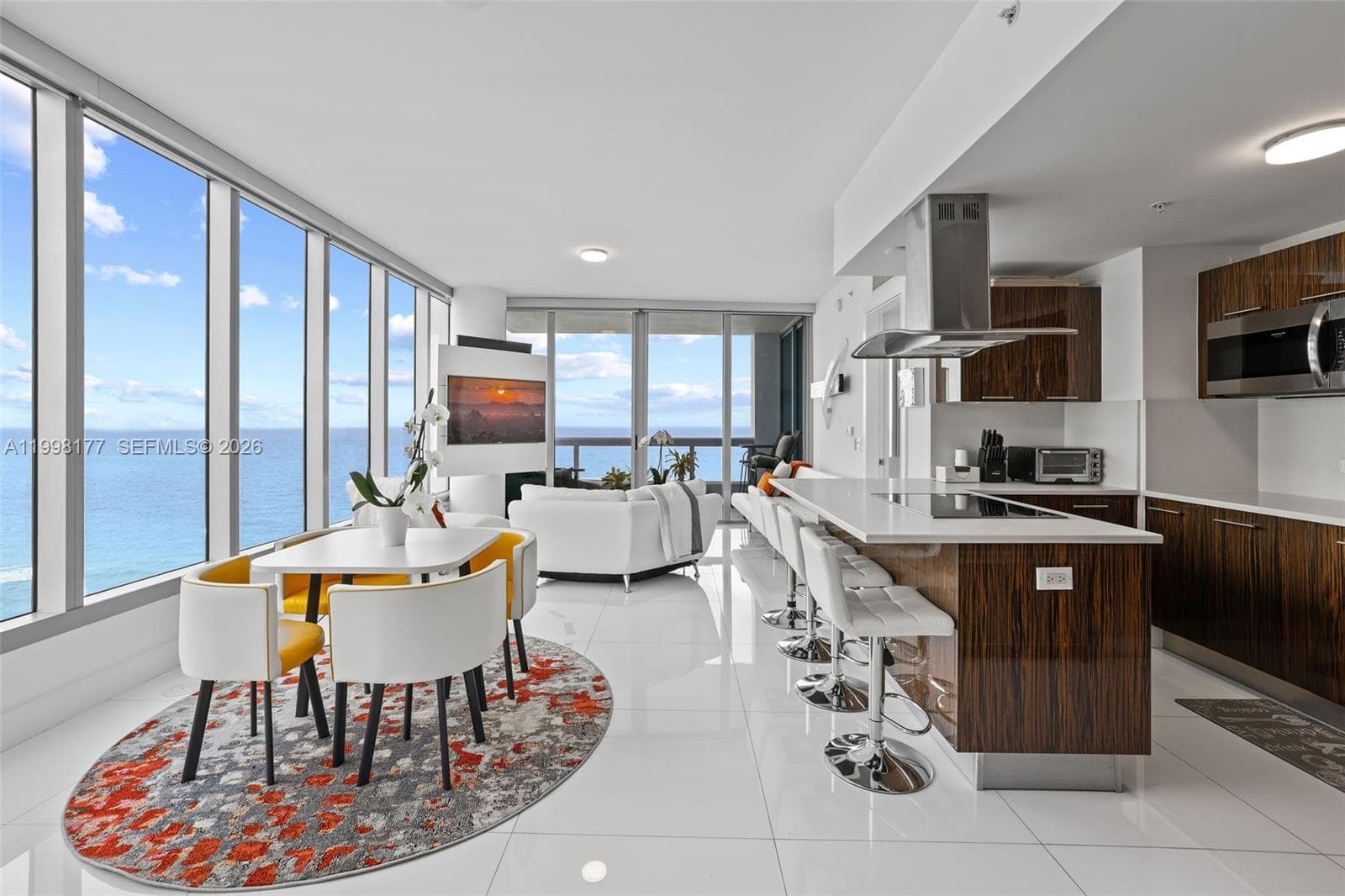 6899 Collins Ave # 1905, Miami Beach FL 33141