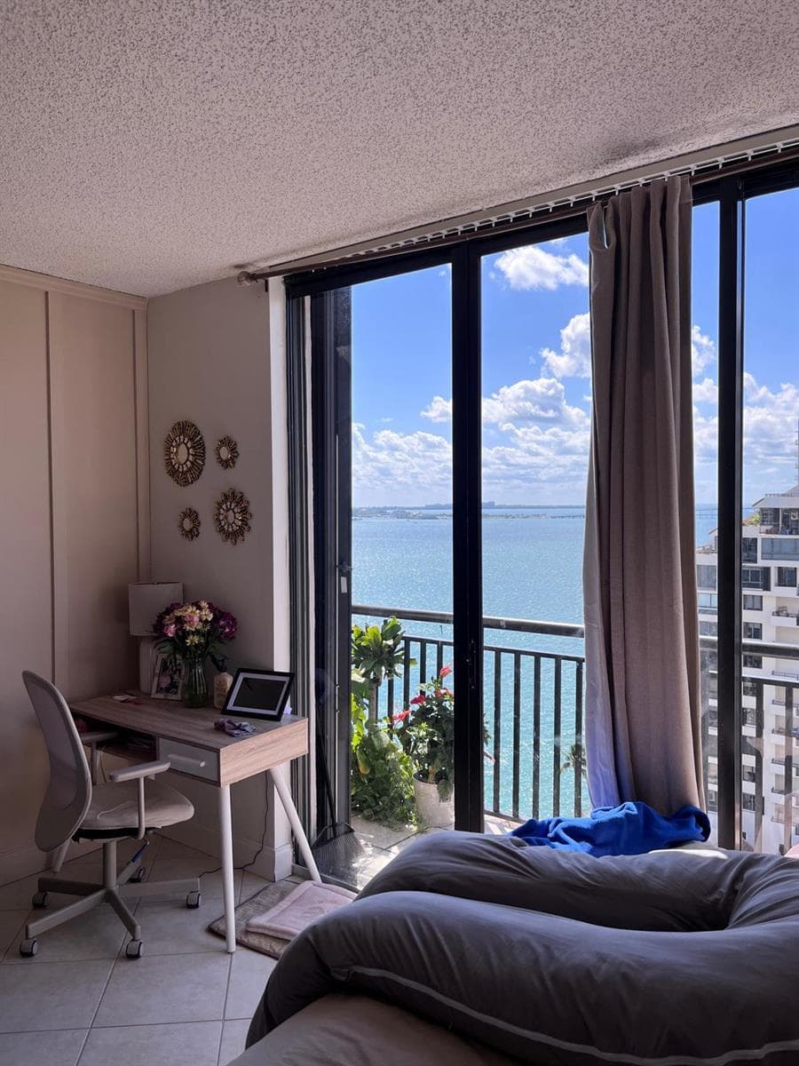 540 Brickell Key Drive # 1721, Miami FL 33131 photo 3