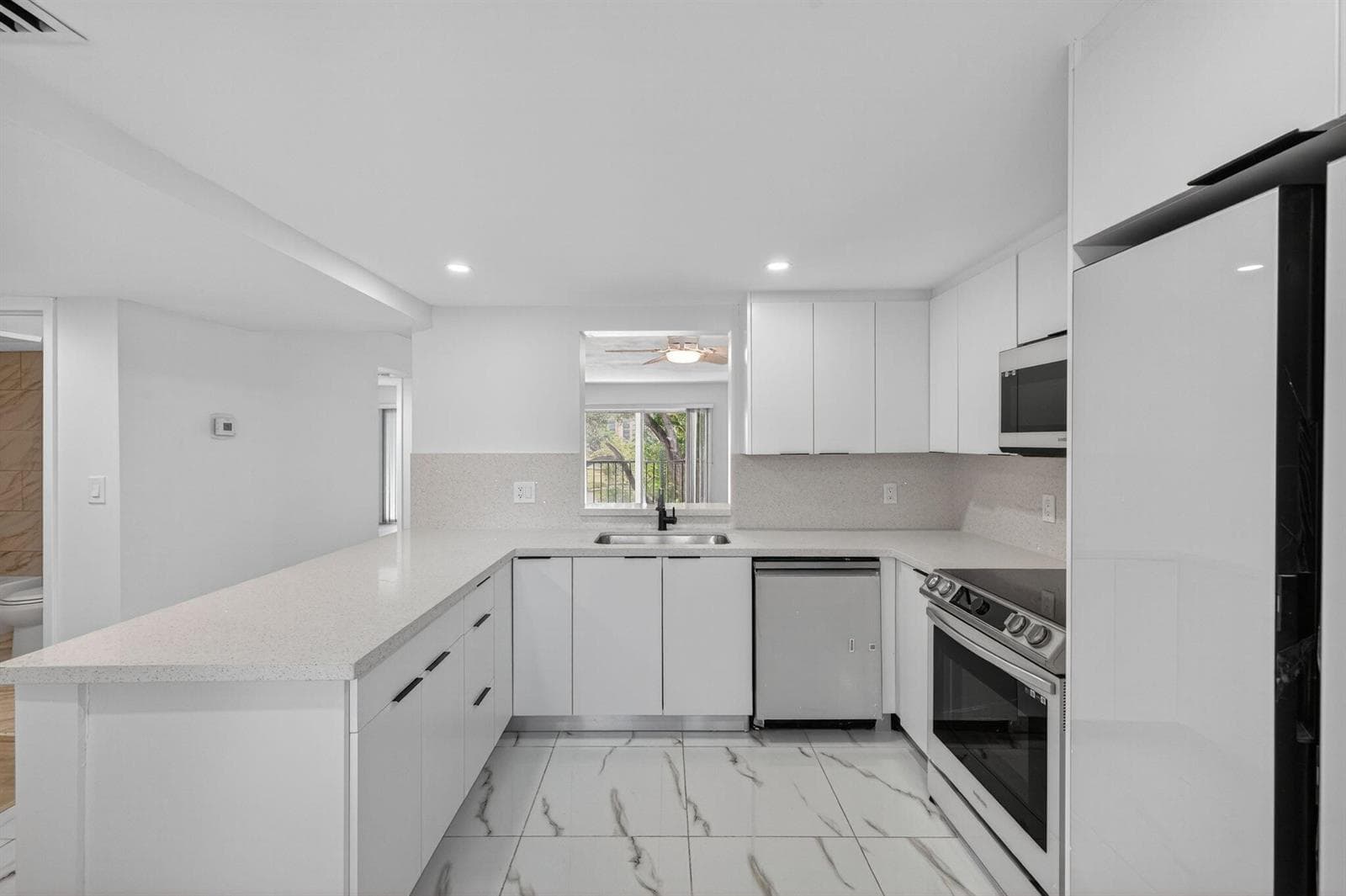 14375 Strathmore Lane # 303, Delray Beach FL 33446 photo 4