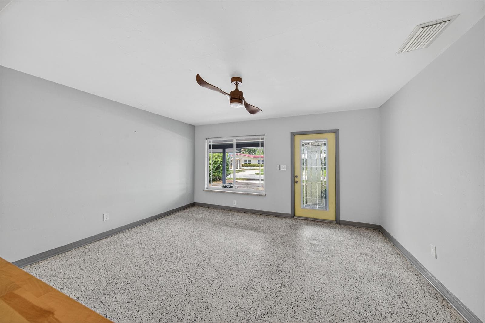 818 NW 28th Court, Wilton Manors FL 33311 photo 4