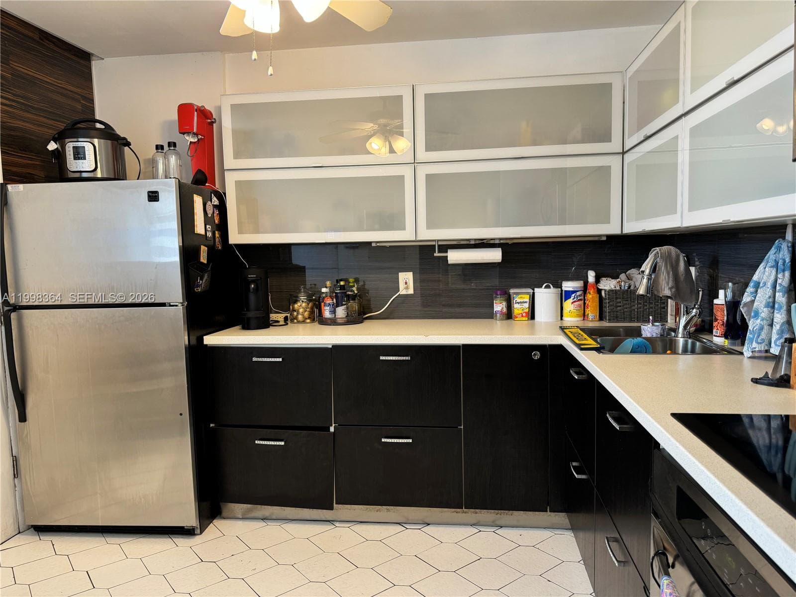 3660 NE 166th St # 812, North Miami Beach FL 33160 photo 2