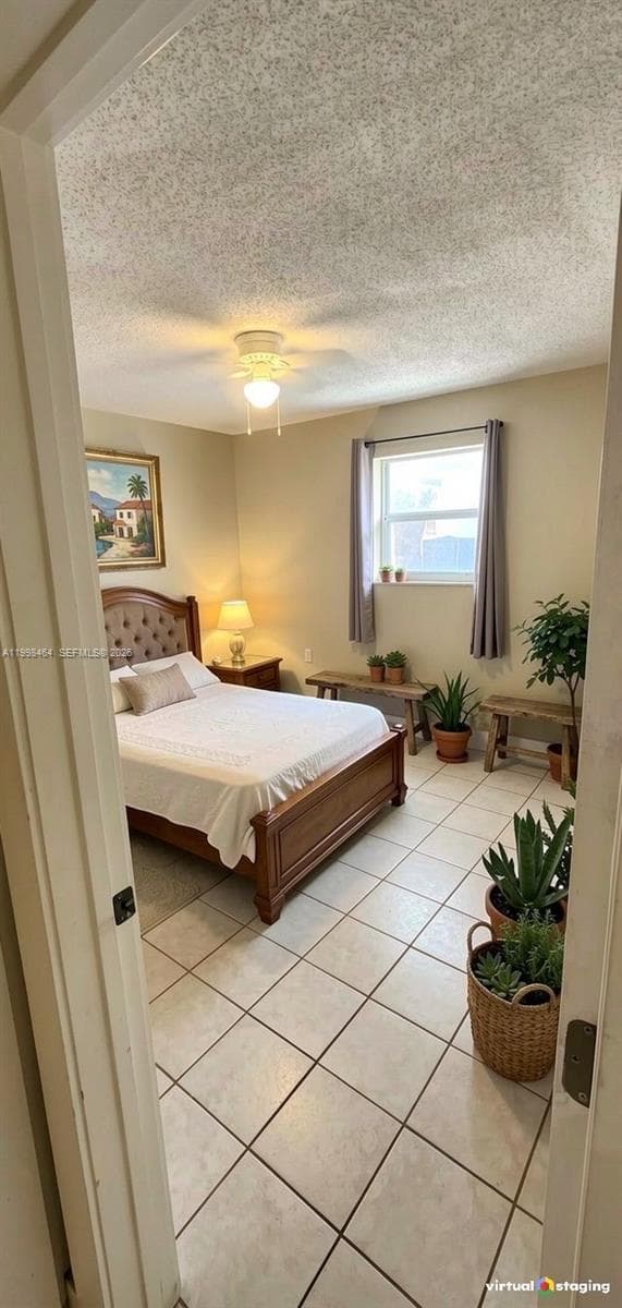 880 E 26th St, Hialeah FL 33013 photo 2