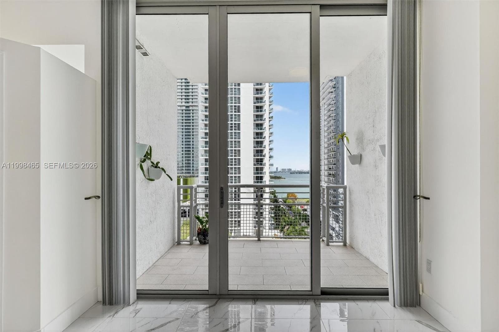 2200 NE 4th Ave # 1003, Miami FL 33137 photo 3