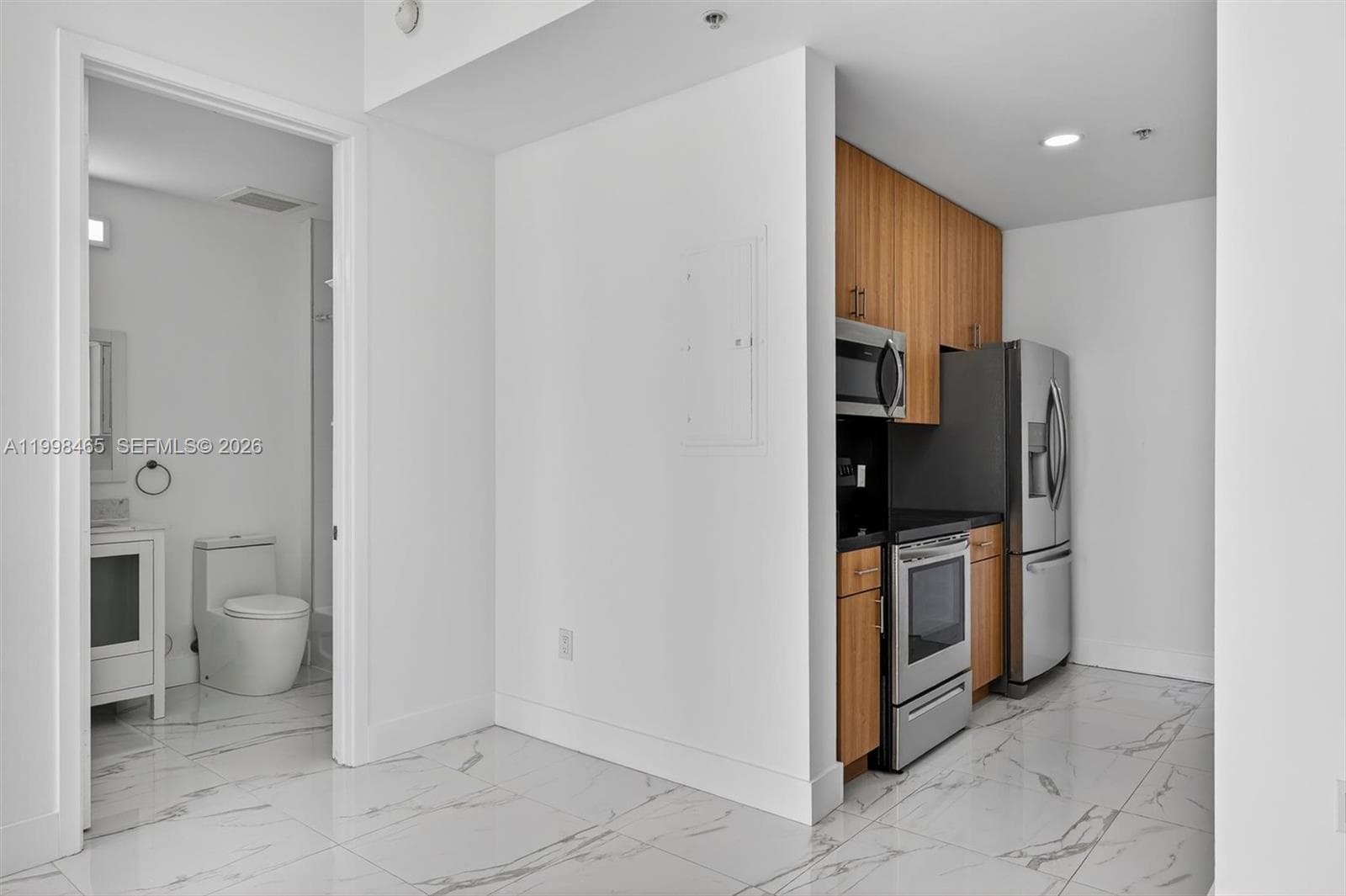 2200 NE 4th Ave # 1003, Miami FL 33137 photo 5