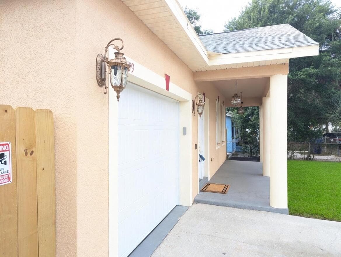 3809 N Whittier Street, Tampa FL 33619 photo 2