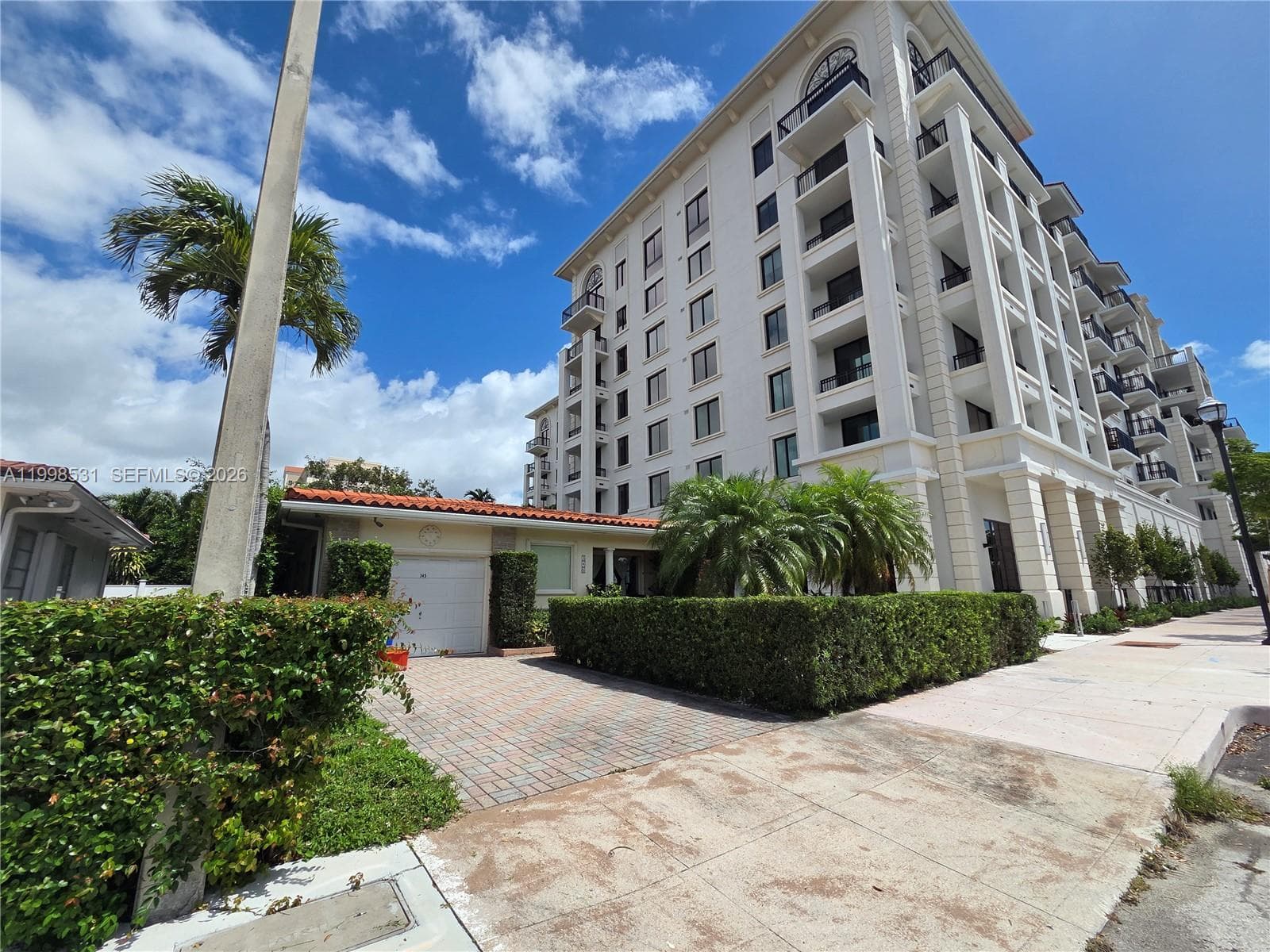 345 Malaga Ave, Coral Gables FL 33134 photo 2