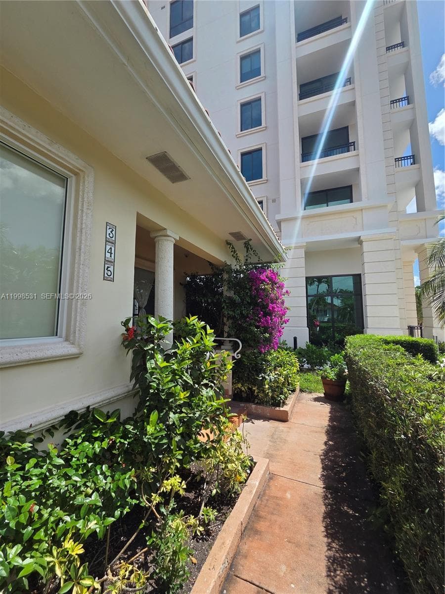 345 Malaga Ave, Coral Gables FL 33134 photo 4