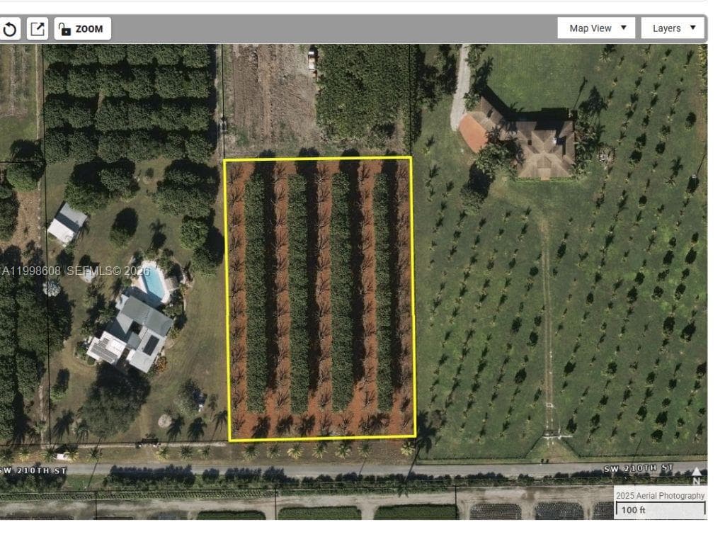 15501 SW 210, Miami FL 33187