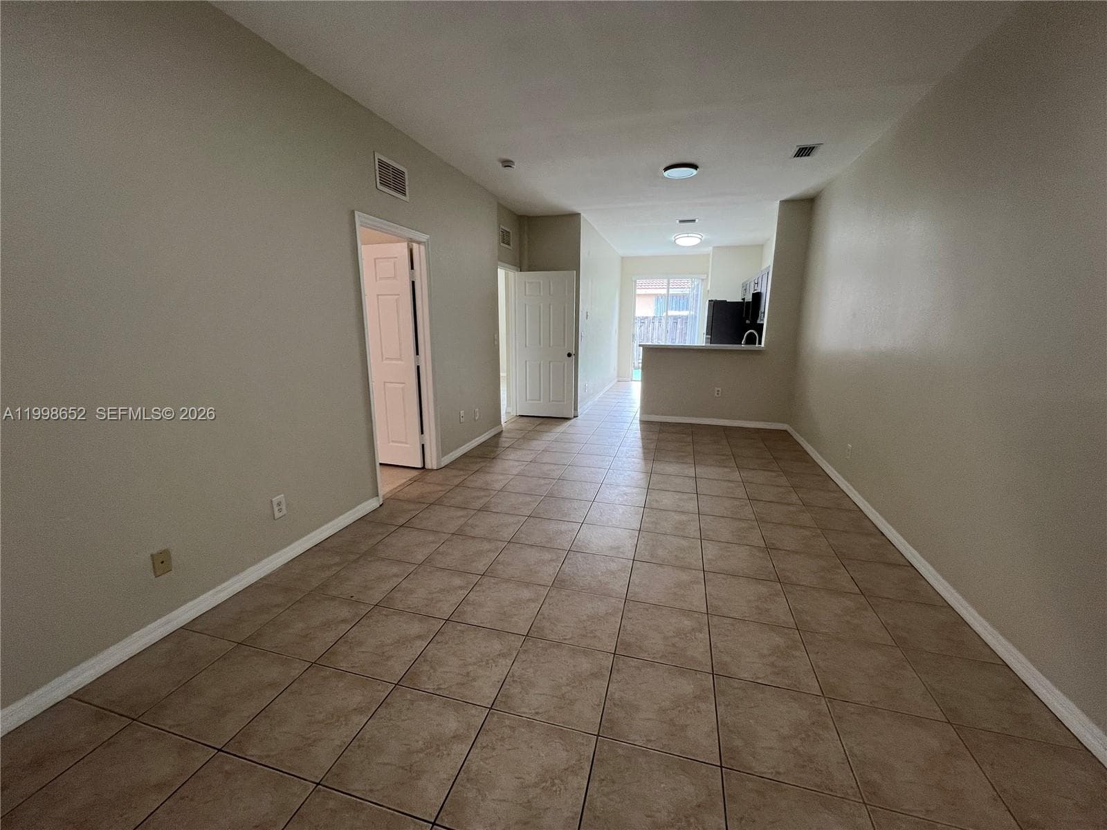 85 SW 16 AV, Homestead FL 33030 photo 2