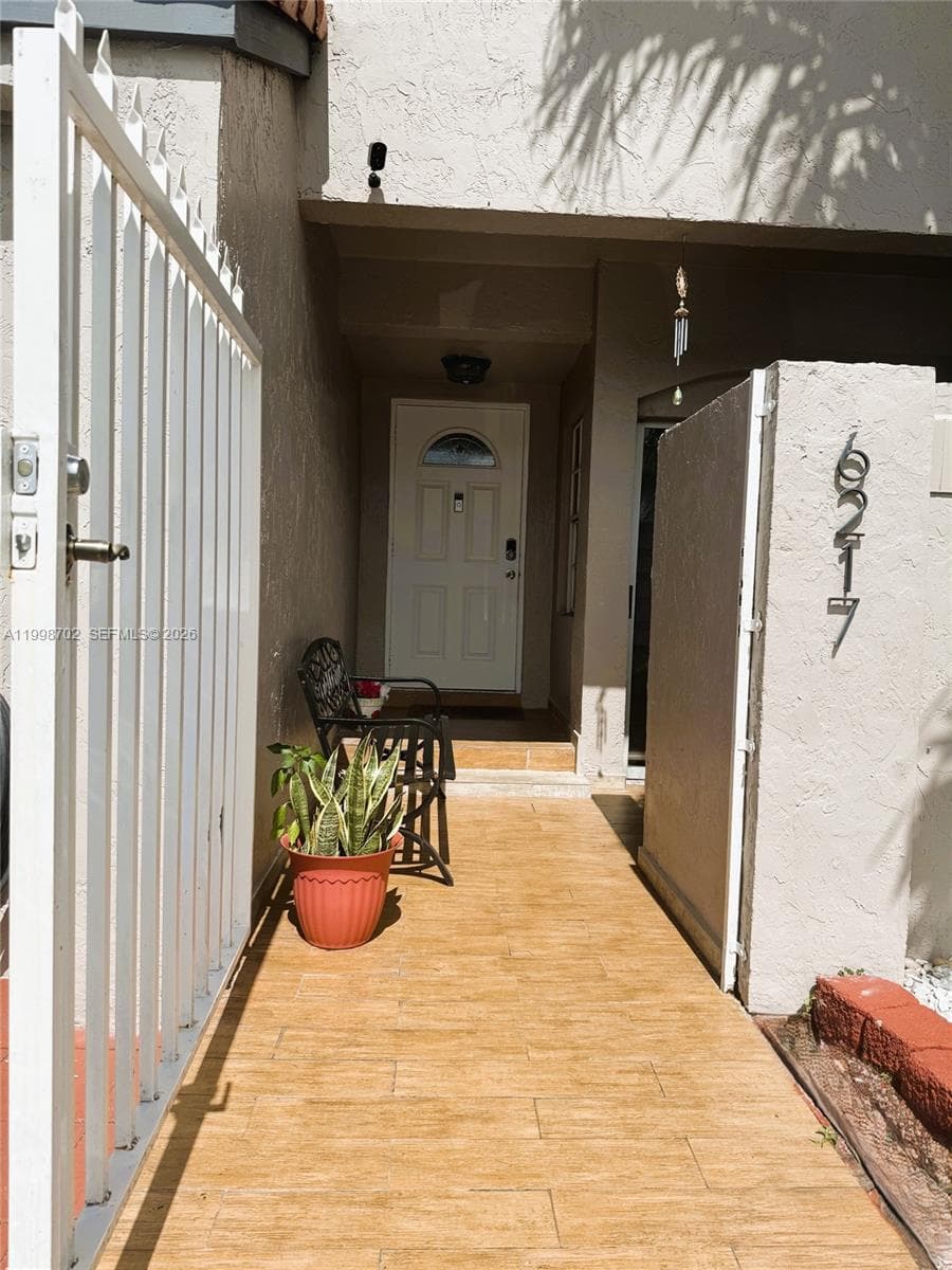 6217 SW 128th Pl, Miami FL 33183 photo 3