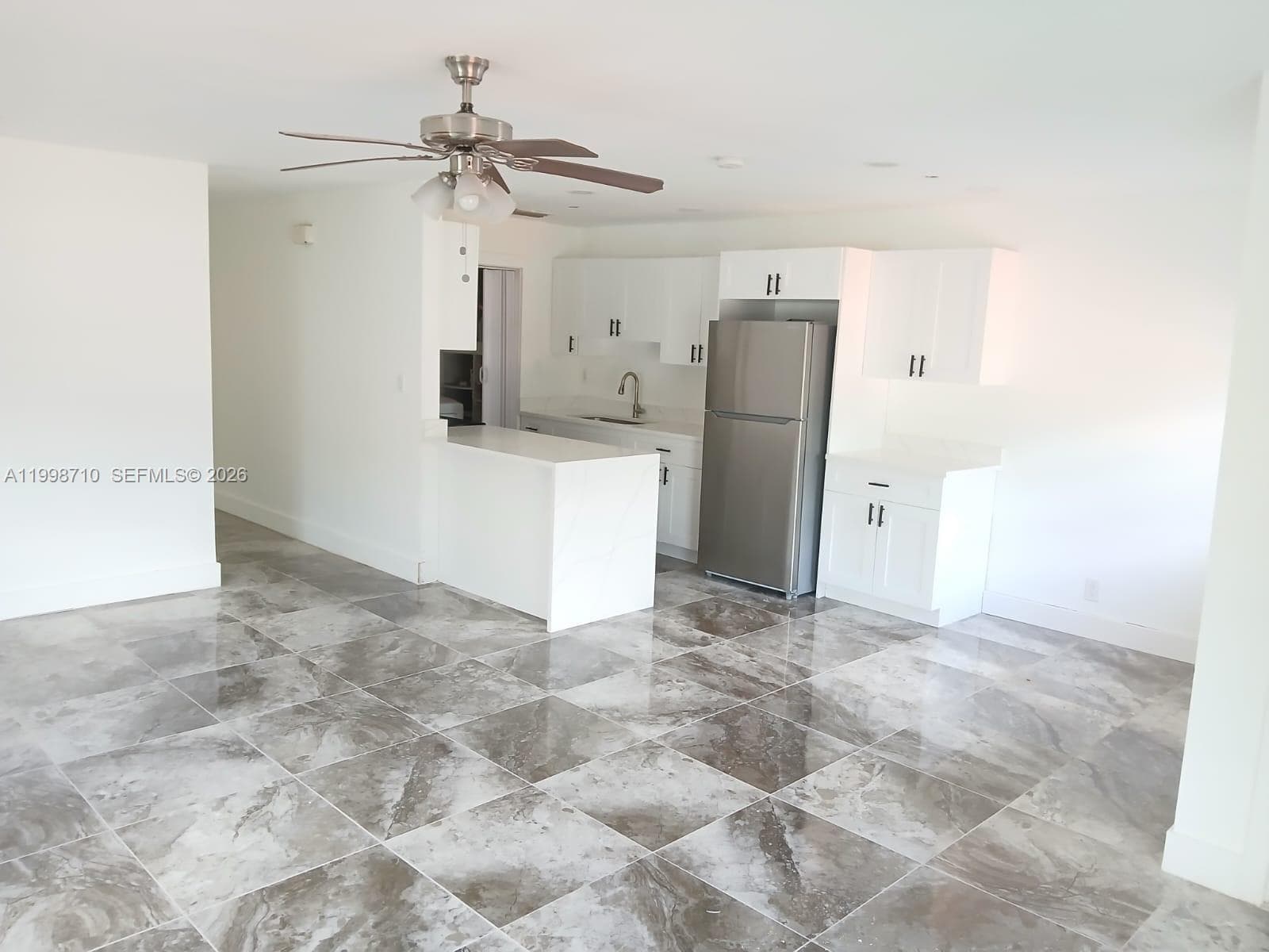 812 SW 13th St # 812, Fort Lauderdale FL 33315 photo 2