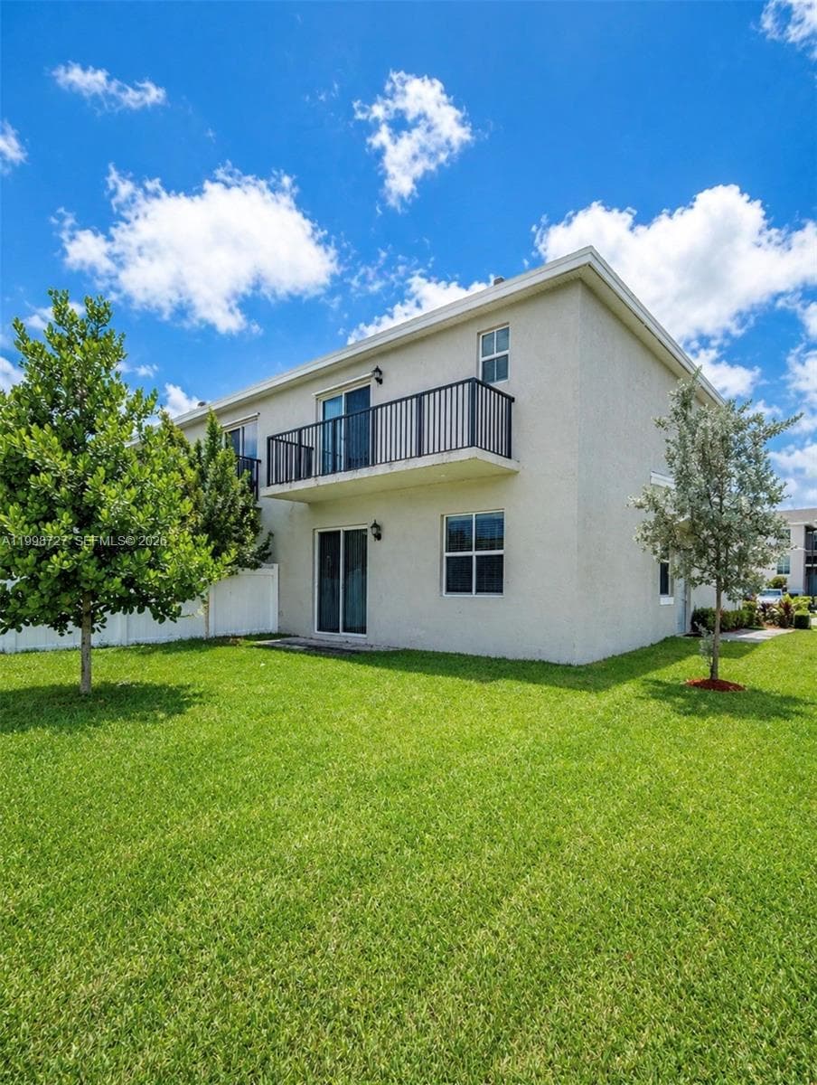 823 SE 17th St, Homestead FL 33034 photo 5