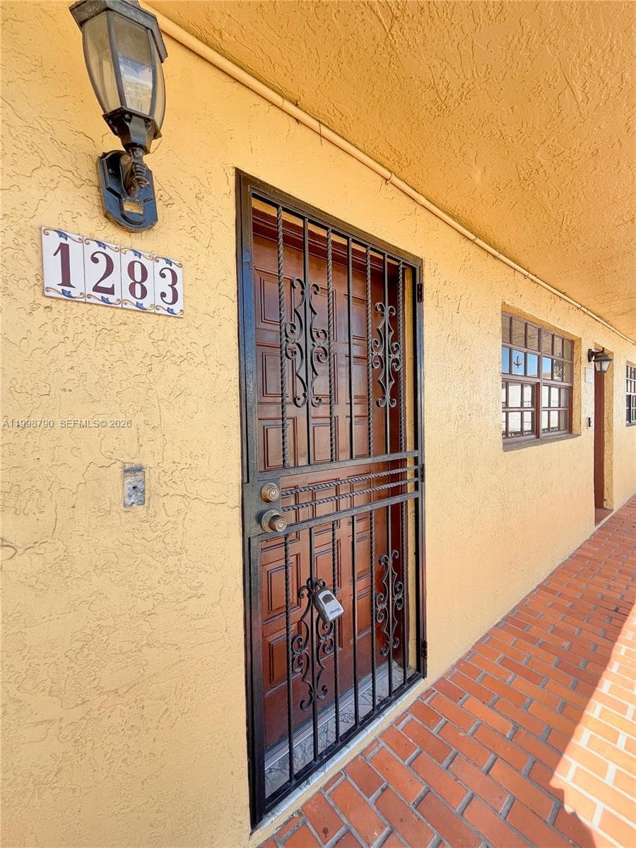 1283 W 51st Place # 12, Hialeah FL 33012 photo 2