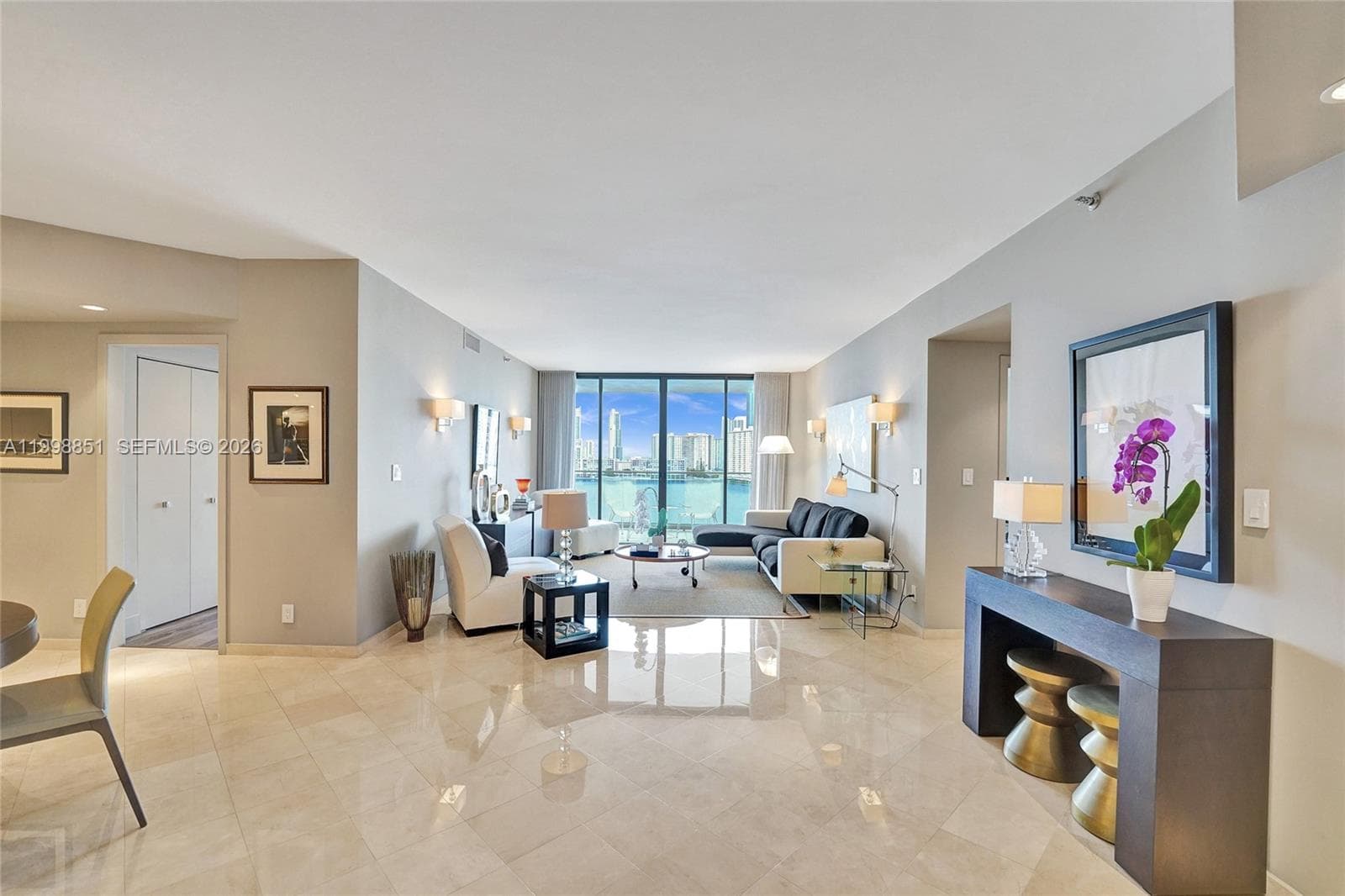 2800 Island Blvd # 1001, Aventura, FL 33160 photo 4