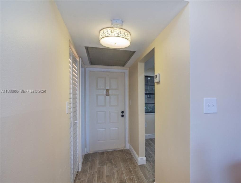 1100 Colony Point Cir # 105, Pembroke Pines FL 33026 photo 3
