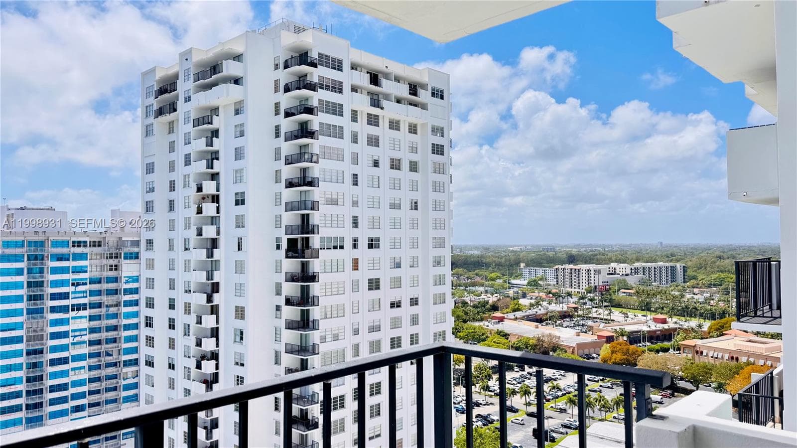 2780 NE 183rd St # 2012, Aventura FL 33160 photo 3